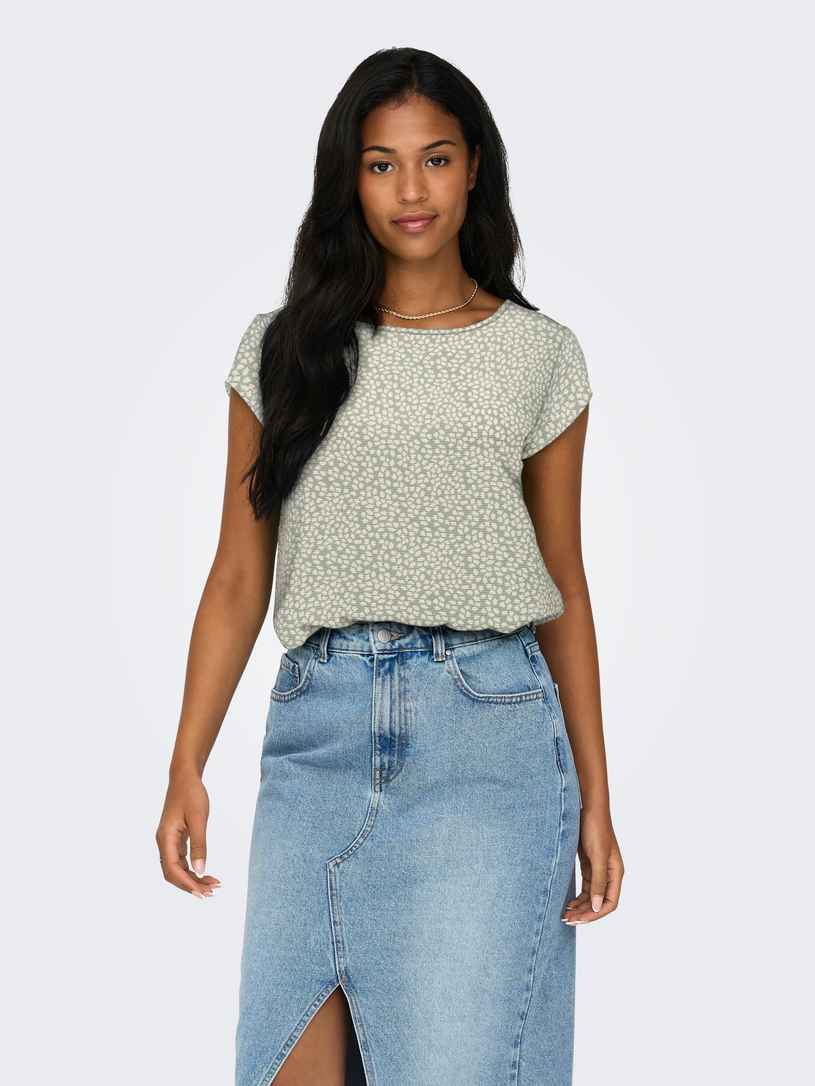 Only Shirtblouse ONLVIC S/S AOP TOP NOOS PTM
