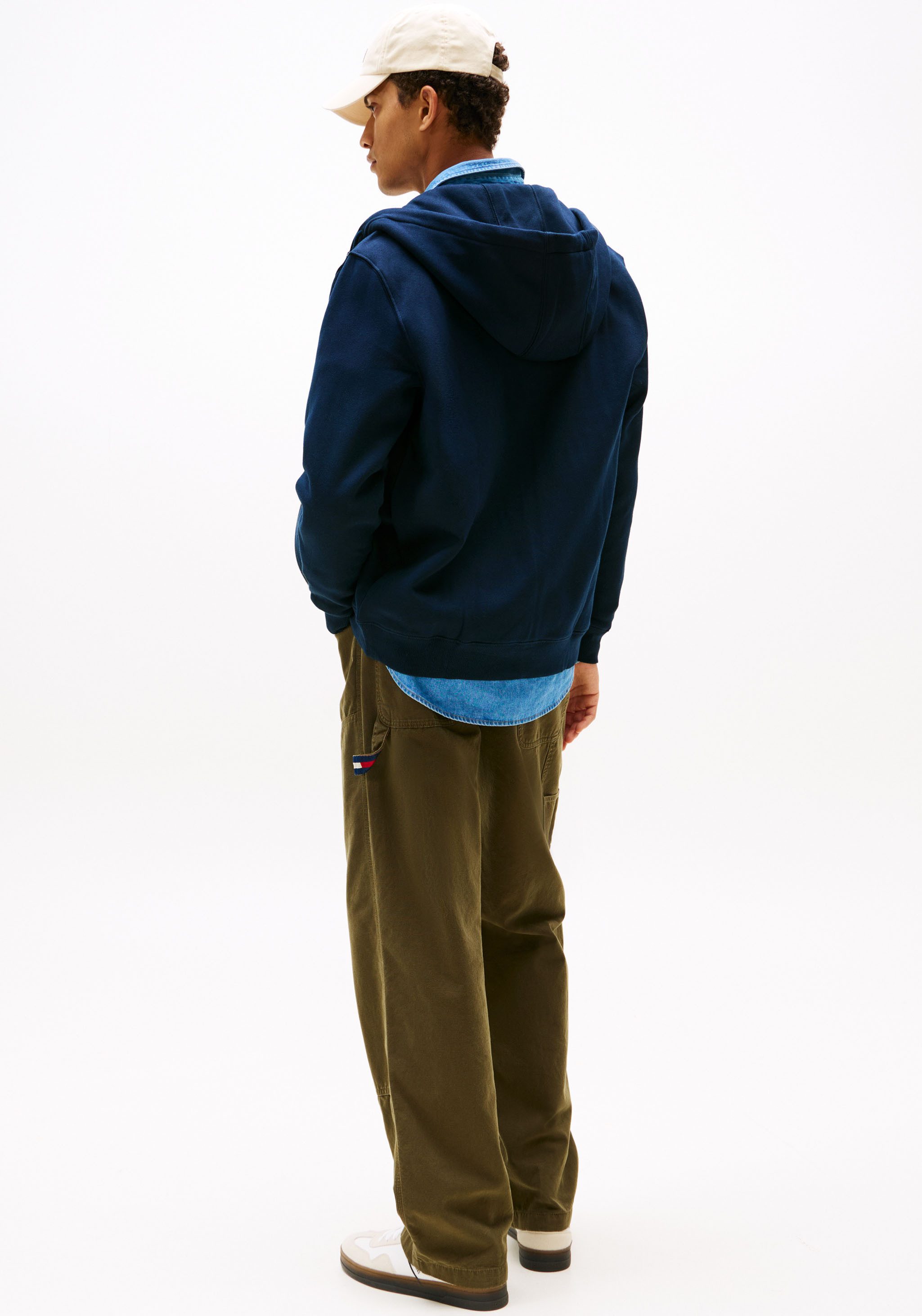 TOMMY JEANS Sweatshirt TJM REG S FLAG ZIP FLEECE THRU met geborduurd merklogo op borsthoogte