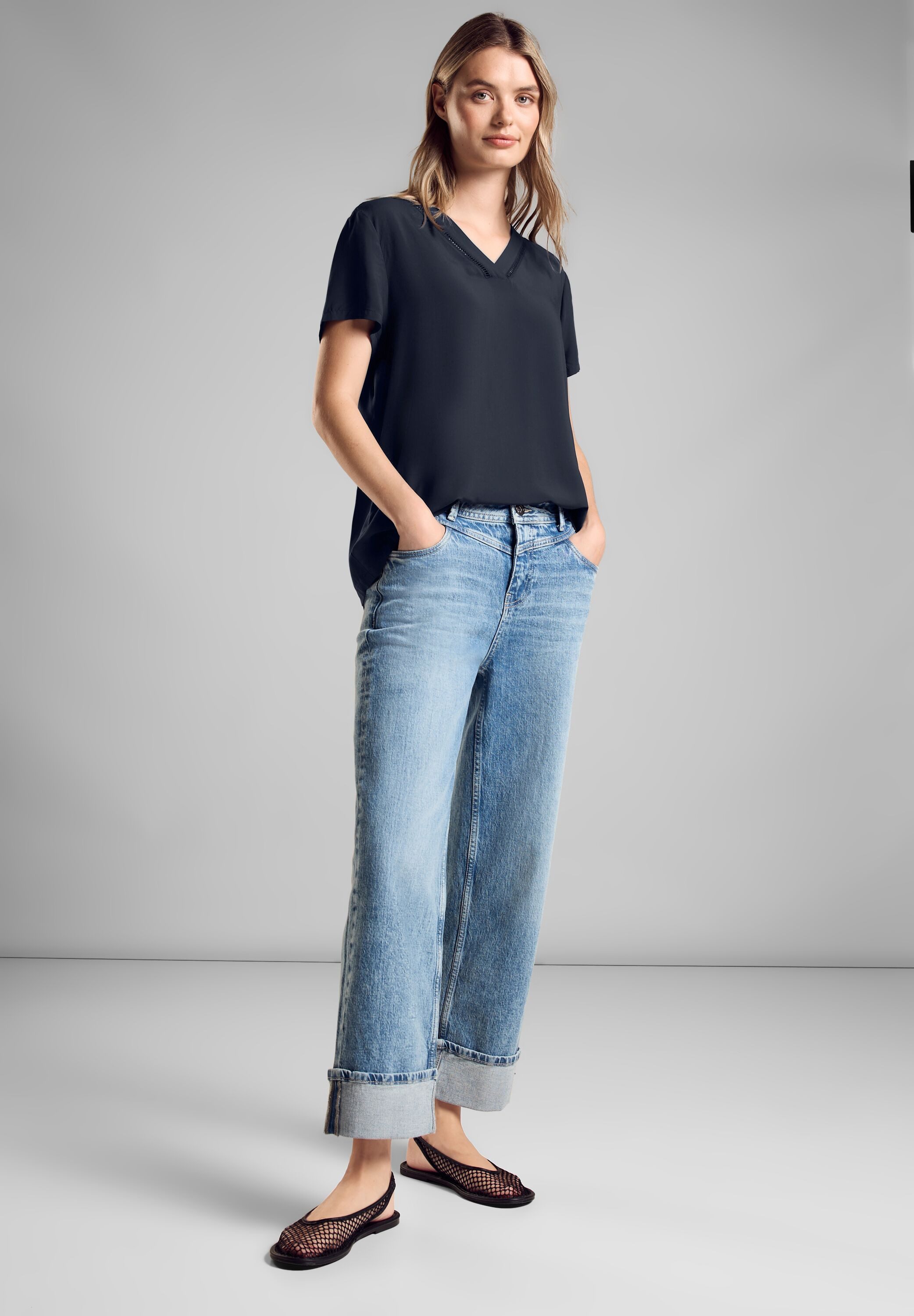 STREET ONE Blouse met korte mouwen met borduurwerk