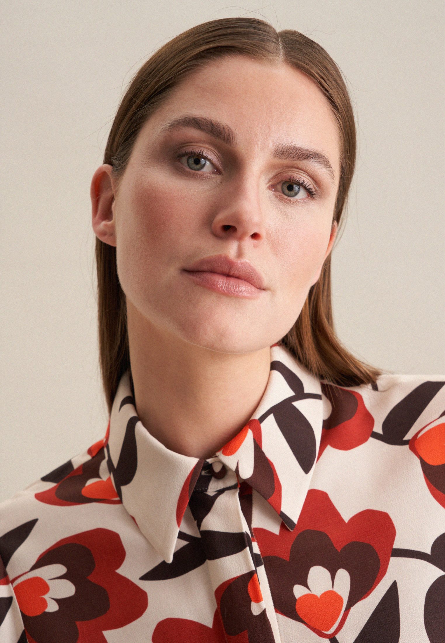 seidensticker Overhemdblouse Zwarte roos Lange mouwen kraag print
