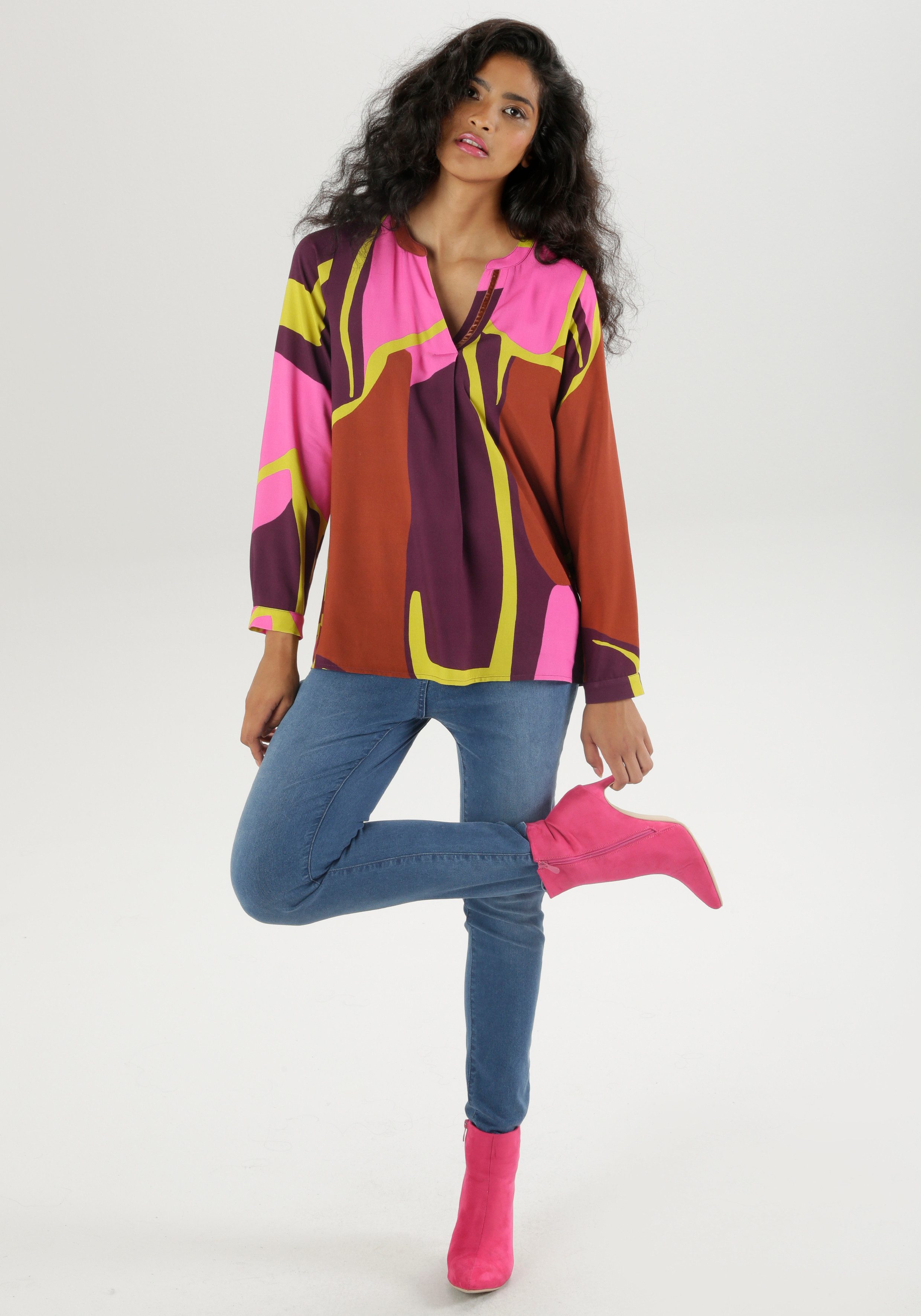 Aniston SELECTED Blouse zonder sluiting met licht glanzend fluwelen band aan de halslijn
