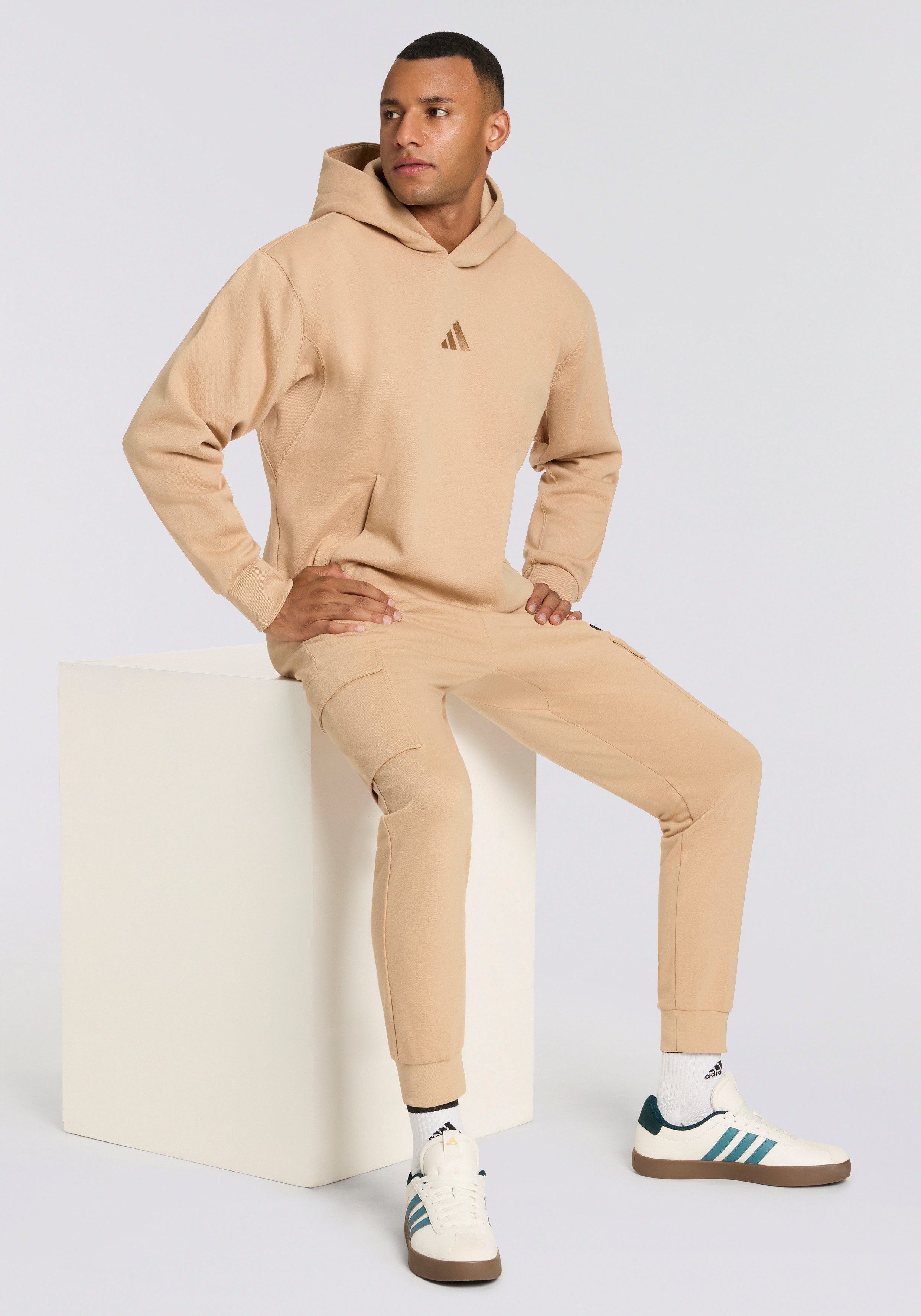 adidas Sportswear Hoodie M A SZN FL HD zacht fleecemateriaal (1-delig)