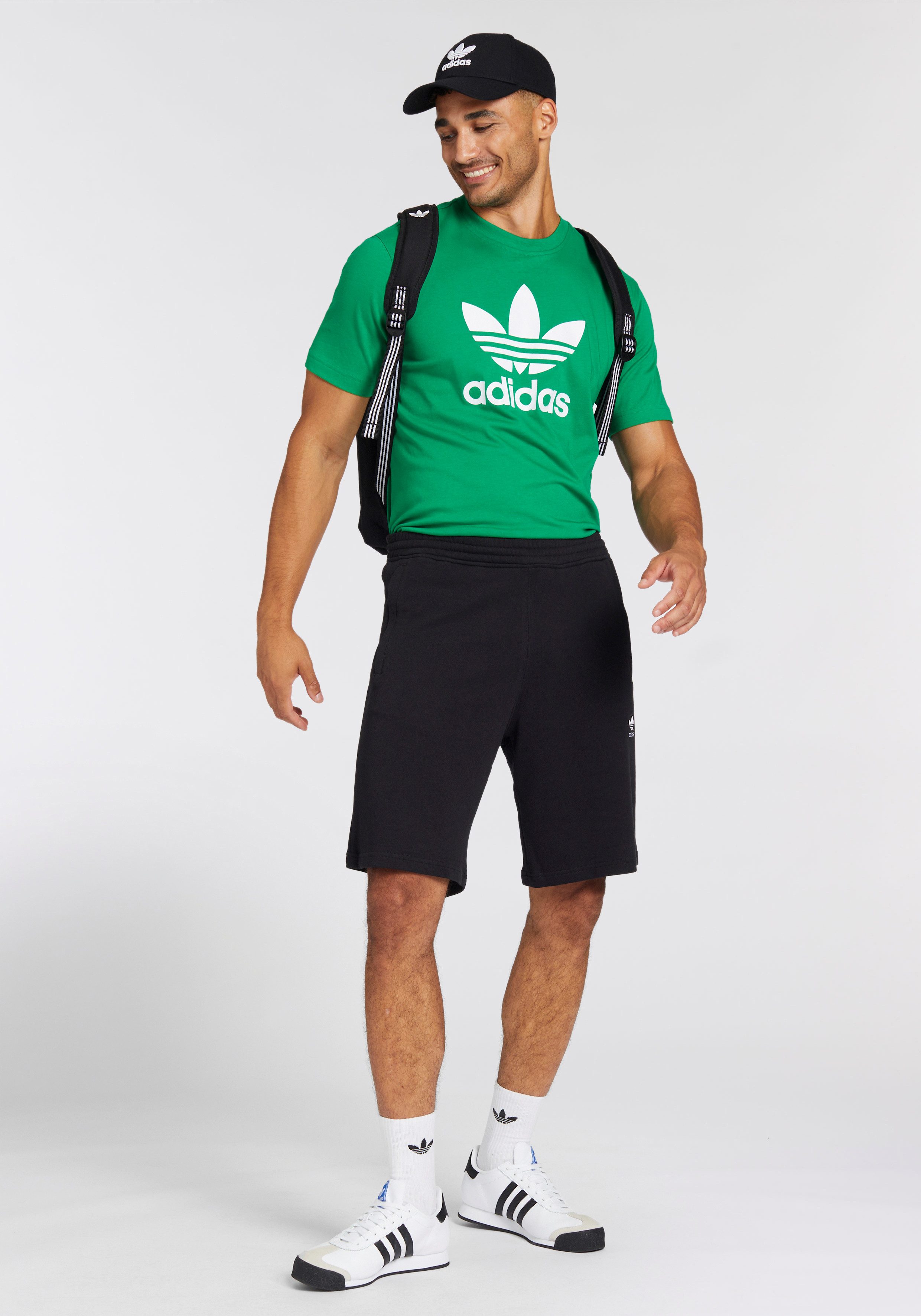 adidas Originals Short ESS SHO Essentiële sweat shorts met logo, van zacht french terry materiaal (1-delig)