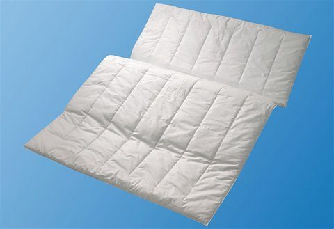 Centa-Star Synthetisch dekbed Aqua Aktiv bijzonder ademend en vochtafvoerend Normaal dekbedden wit
