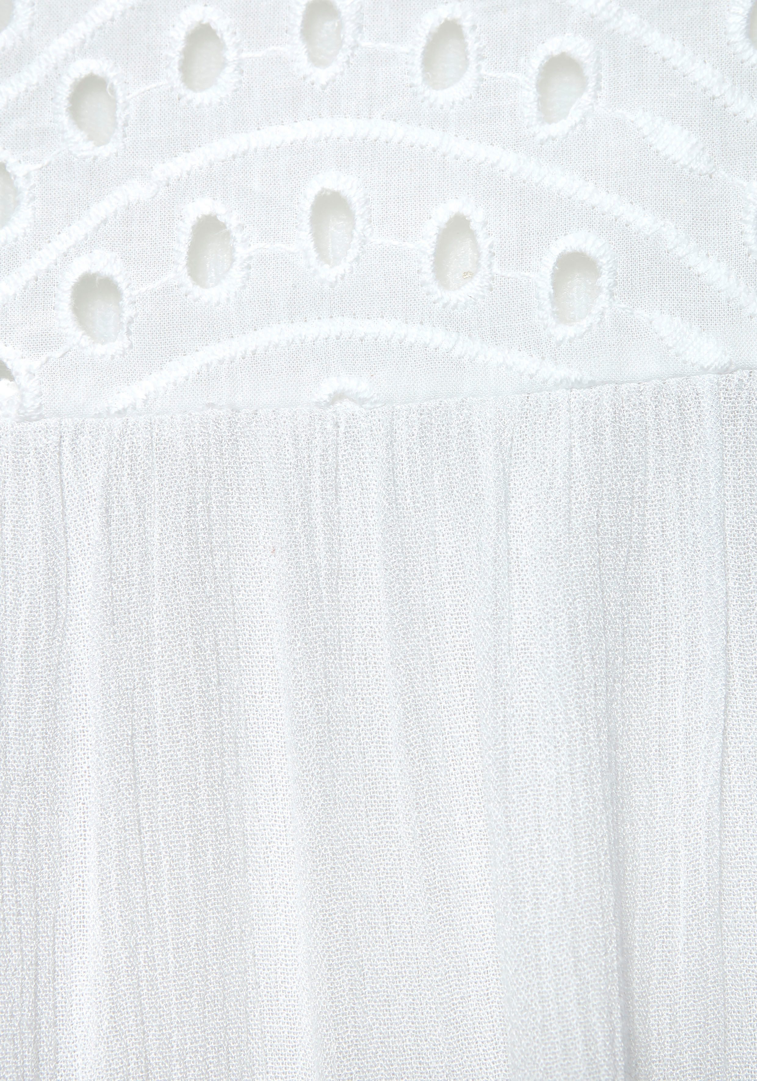 Lascana Top met broderie anglaise