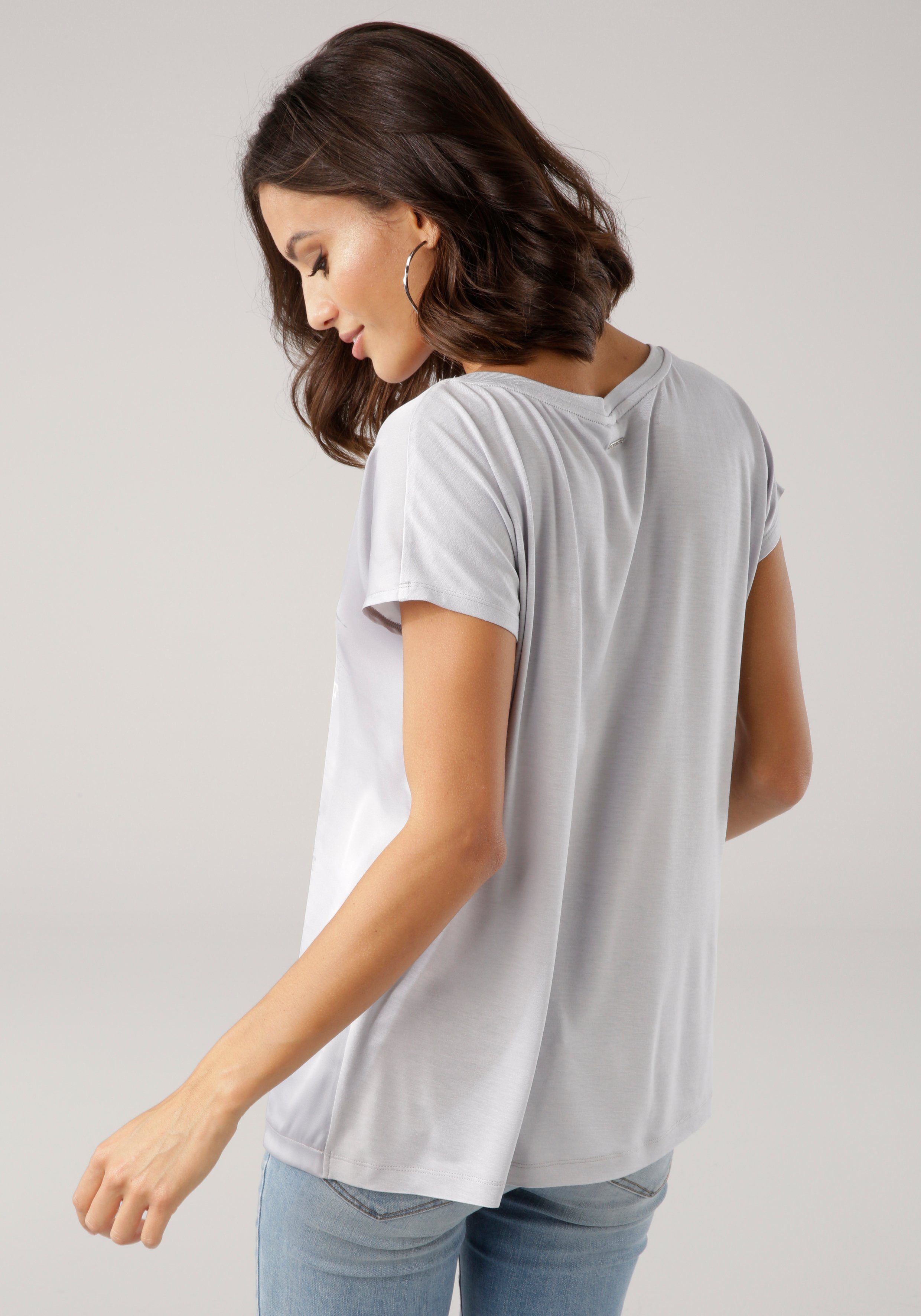 Laura Scott Shirtblouse van satijn met stijlvolle print