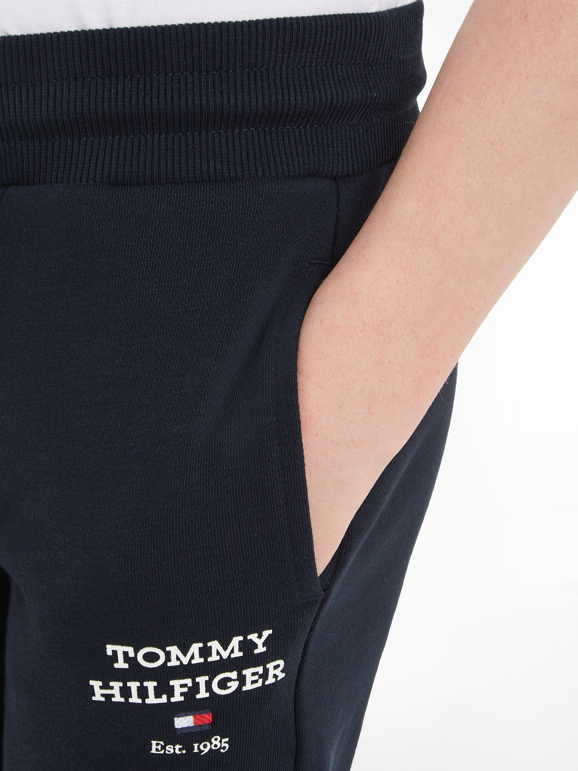 Tommy Hilfiger Sweatbroek TH LOGO SWEATPANTS met een logo-opschrift
