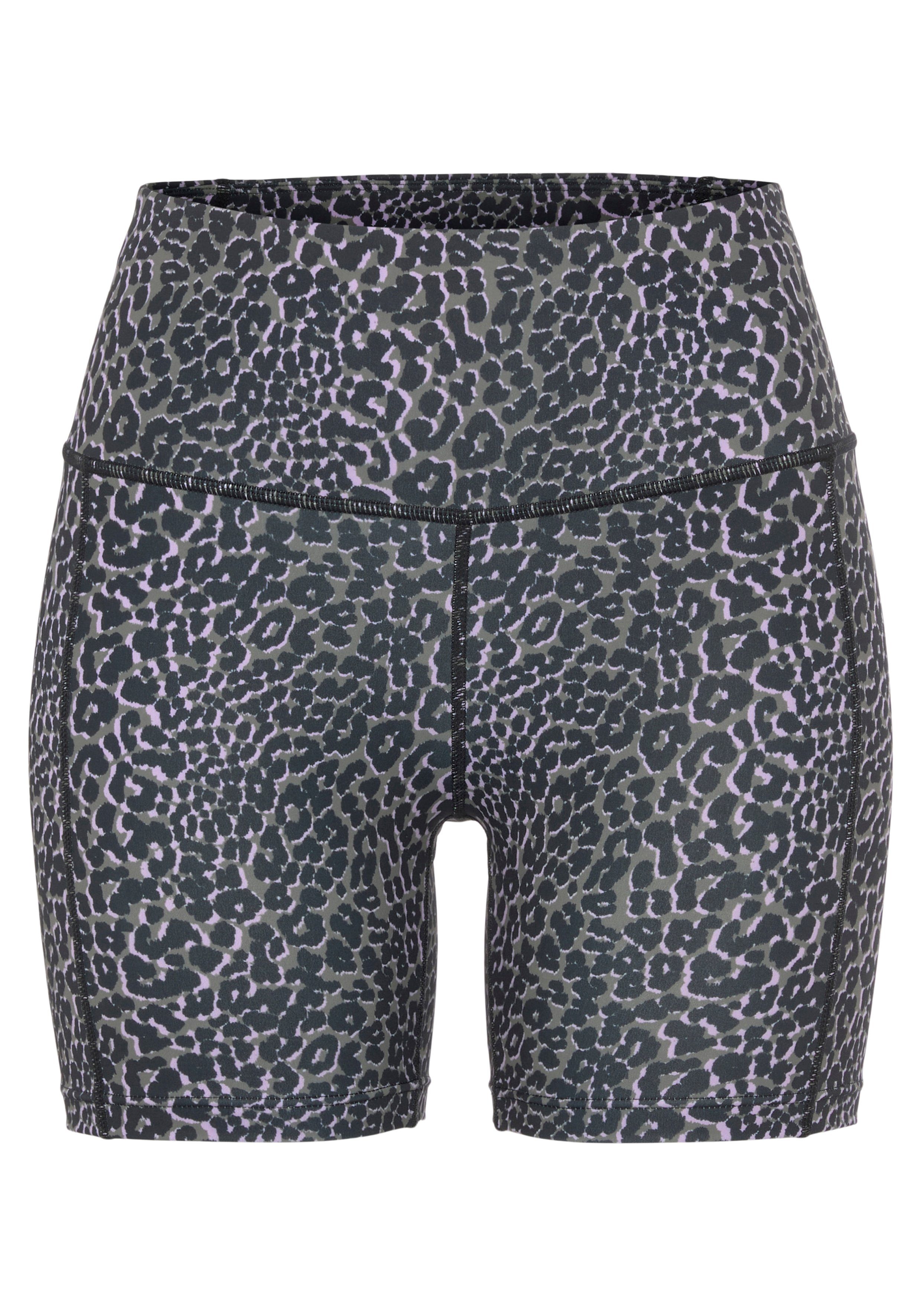 active by Lascana Short -Fietsbroek Fietshose in leeuw-patroon