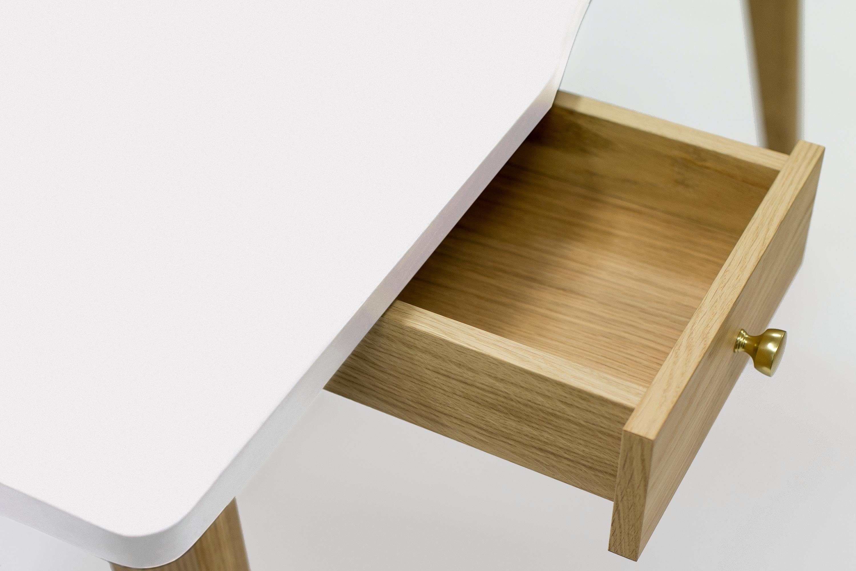 Woodman Bureau Peer in scandinavisch design, tafelpoten van massief eiken