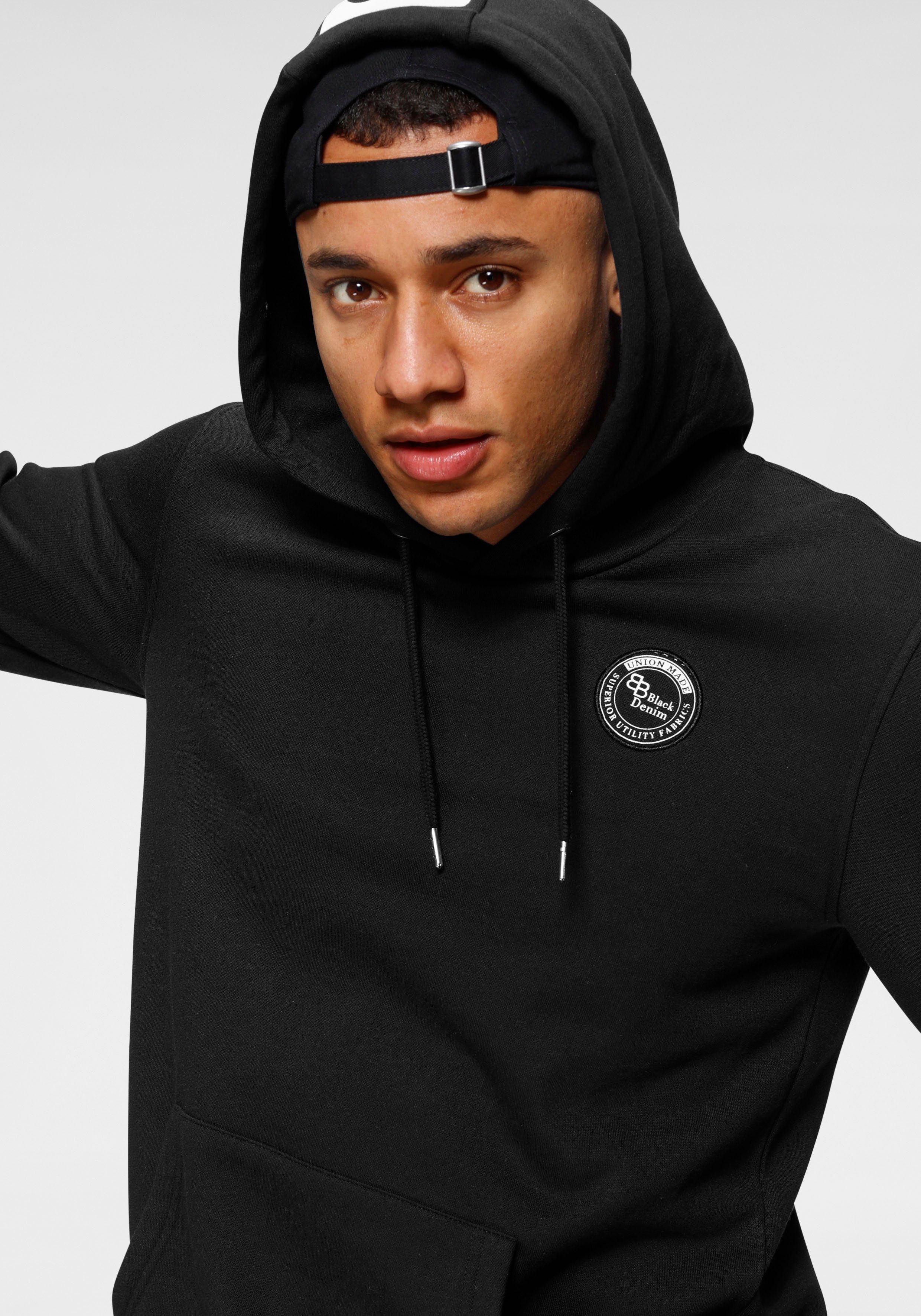 Bruno Banani Hoodie lange mouwen, smal gesneden, bedrukt ontwerp