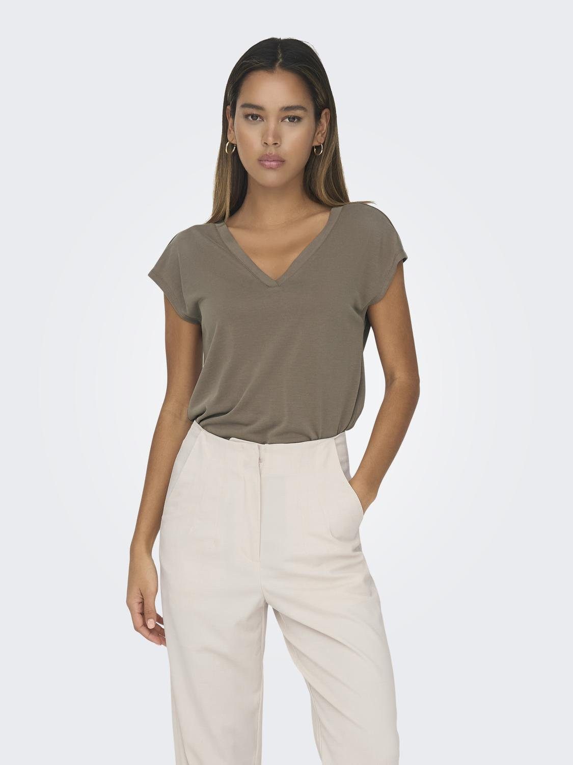 Only Shirt met V-hals ONLFREE S S MODAL V-NEC TOP BOX JRS NOOS