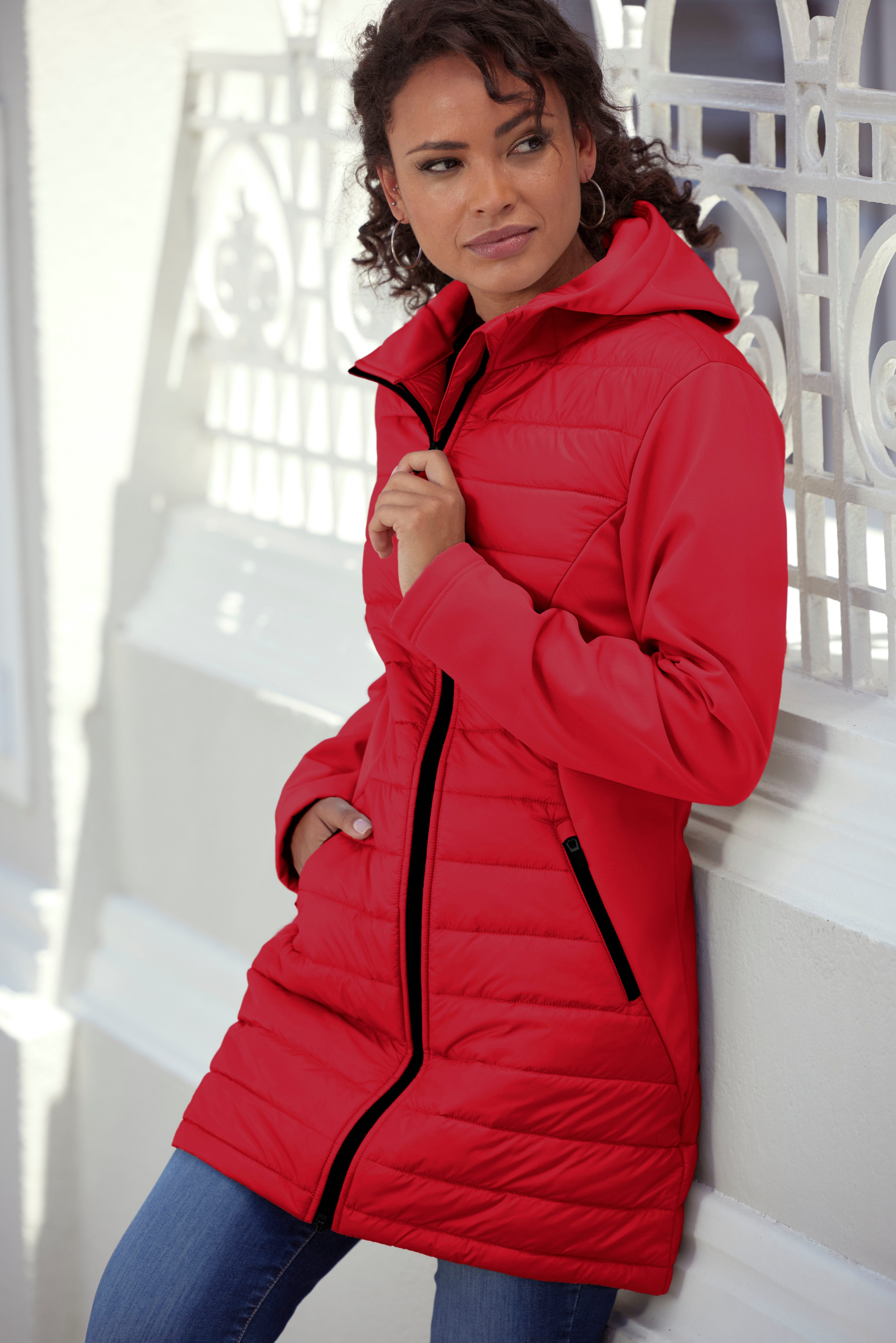 vivance active Gewatteerde jas met mouwen en inzetstukken van softshell-materiaal