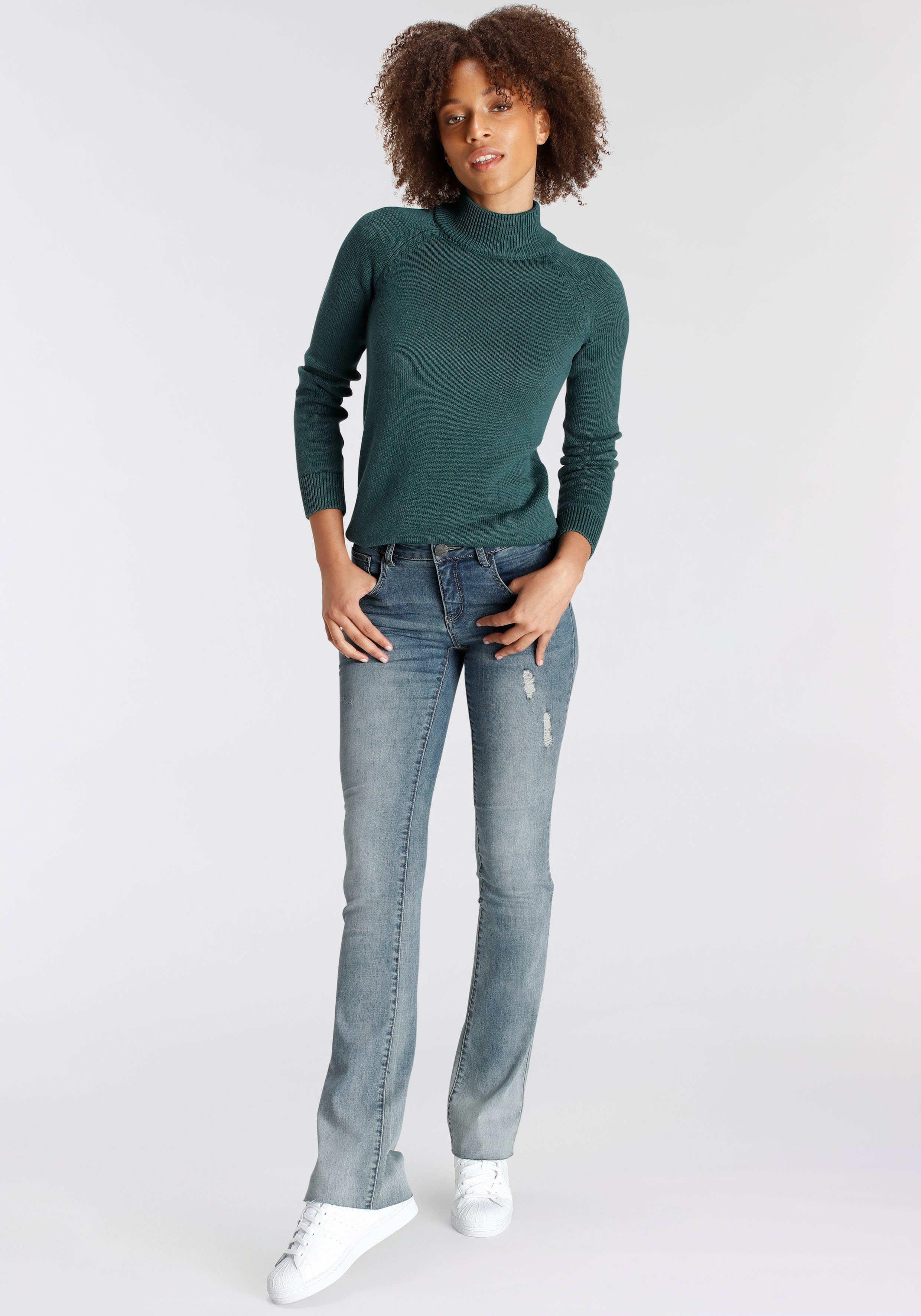 Arizona Bootcut jeans Ultra Stretch uitlopende pasvorm, modieuze used-look, normale taille