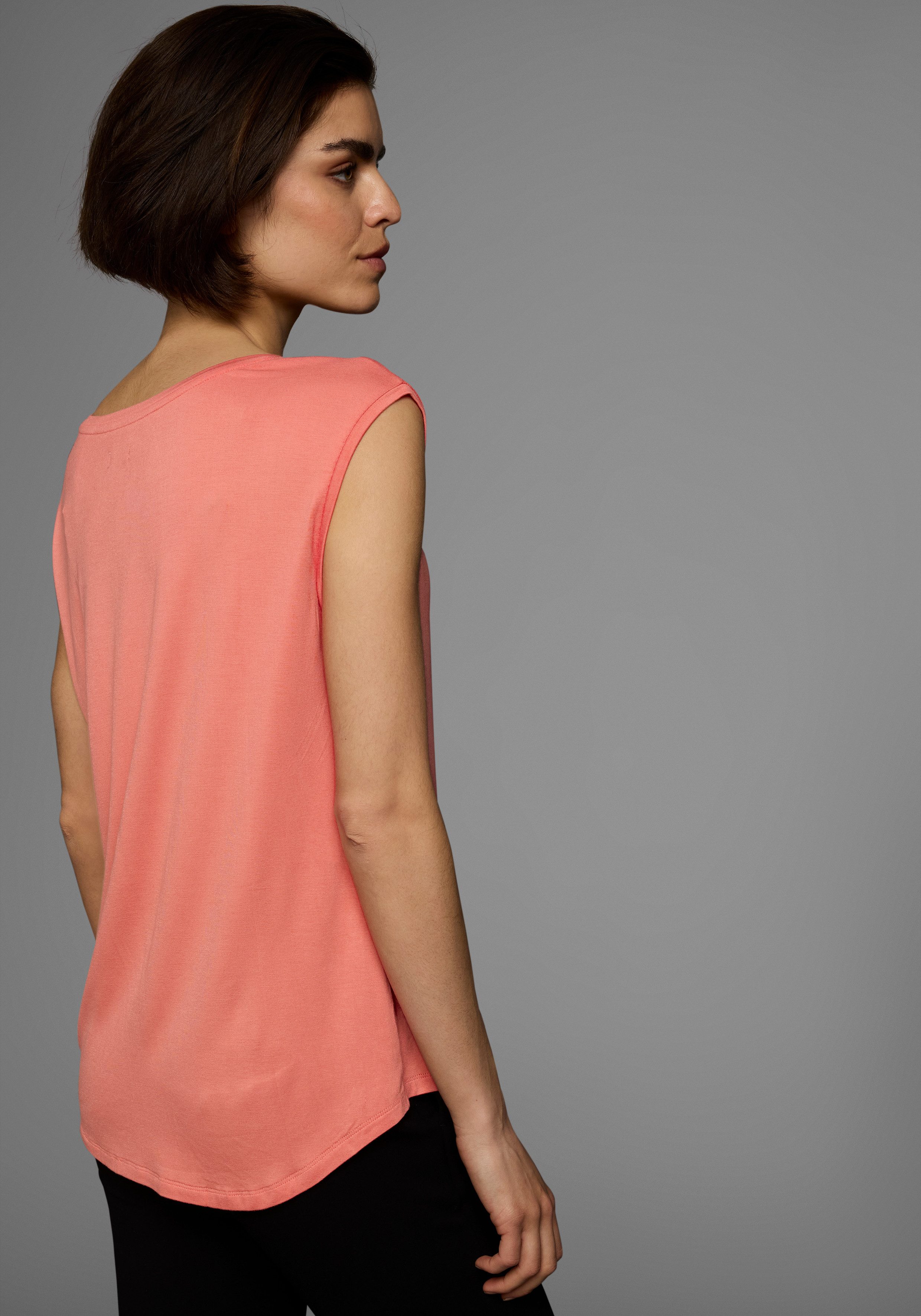 Laura Scott Top met afgeronde zoomafwerking (2 stuks)