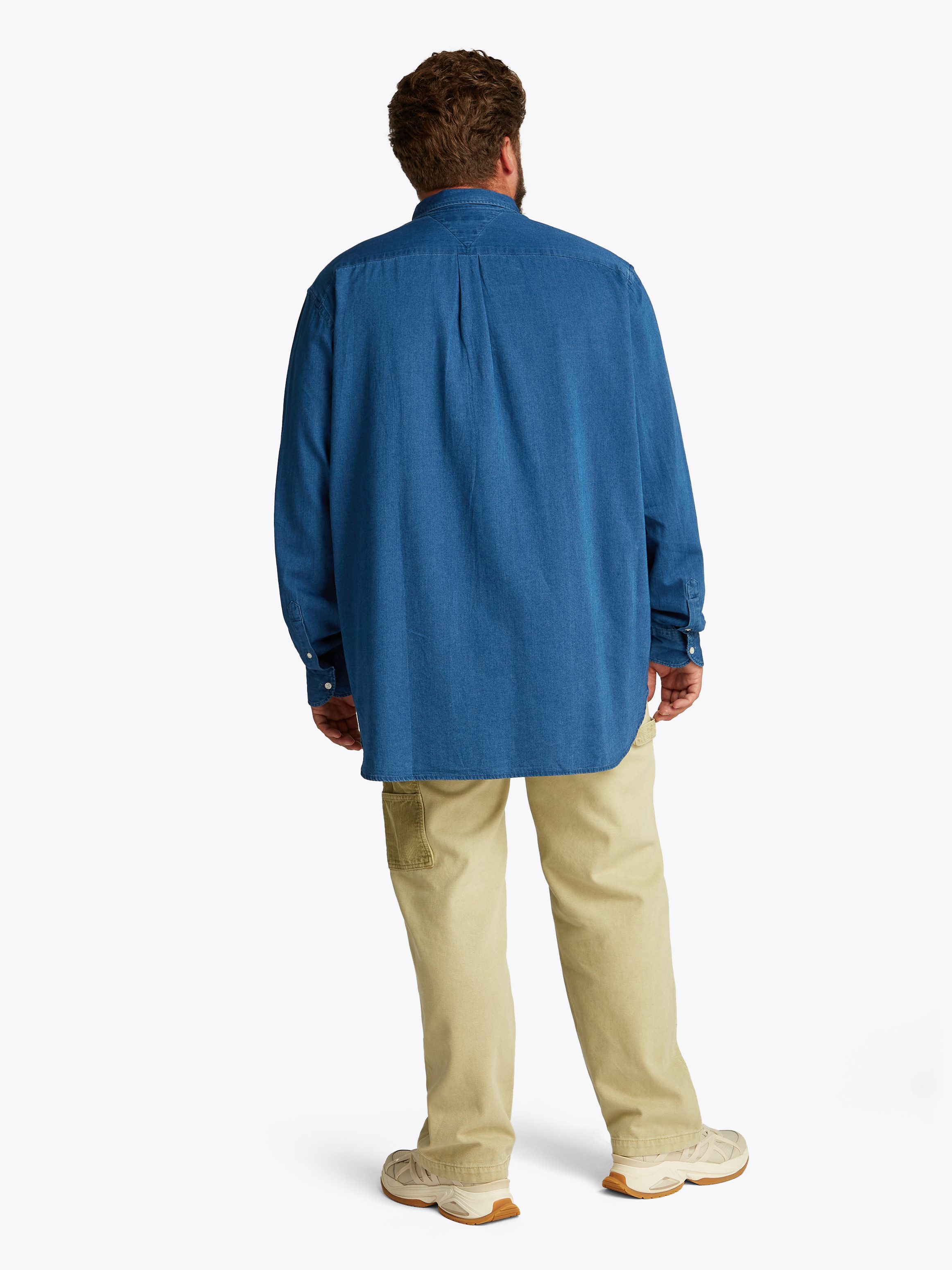 Tommy Hilfiger Jeans overhemd BT-CHAMBRAY SHIRT-B in grote maten, met logostiksel