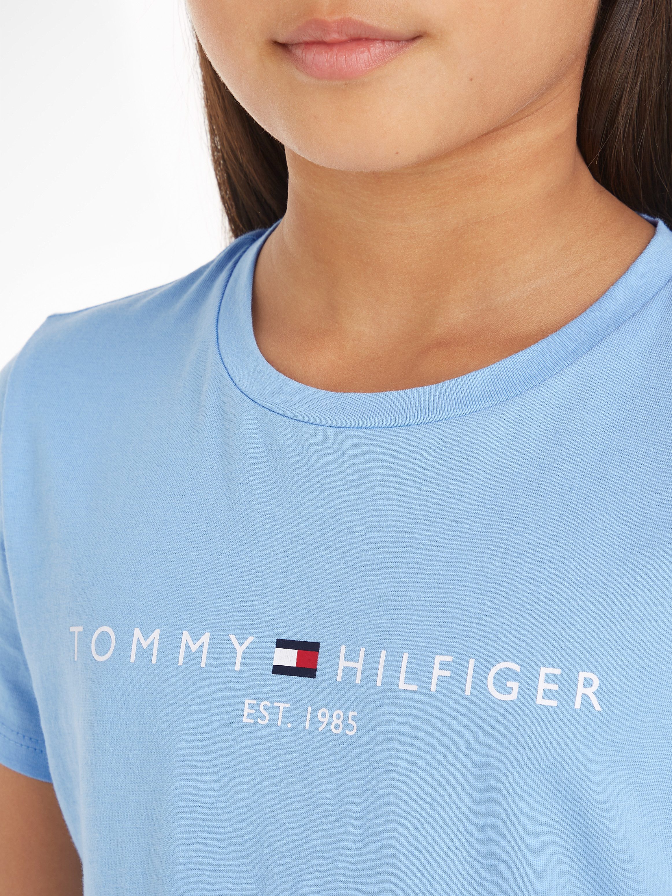 Tommy Hilfiger Shirt met korte mouwen ESSENTIAL TEE S/S met tommy hilfiger logo-opschrift (1-delig)
