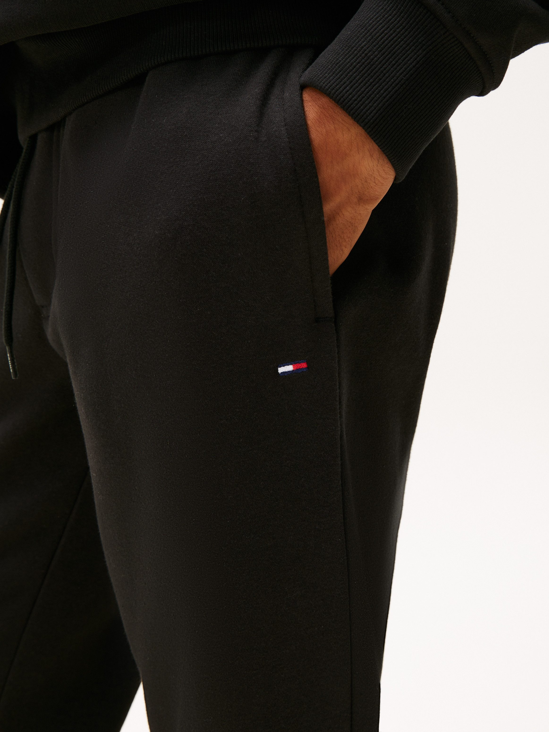 TOMMY JEANS Sweatbroek TJM SLIM S FLAG SWEATPANT