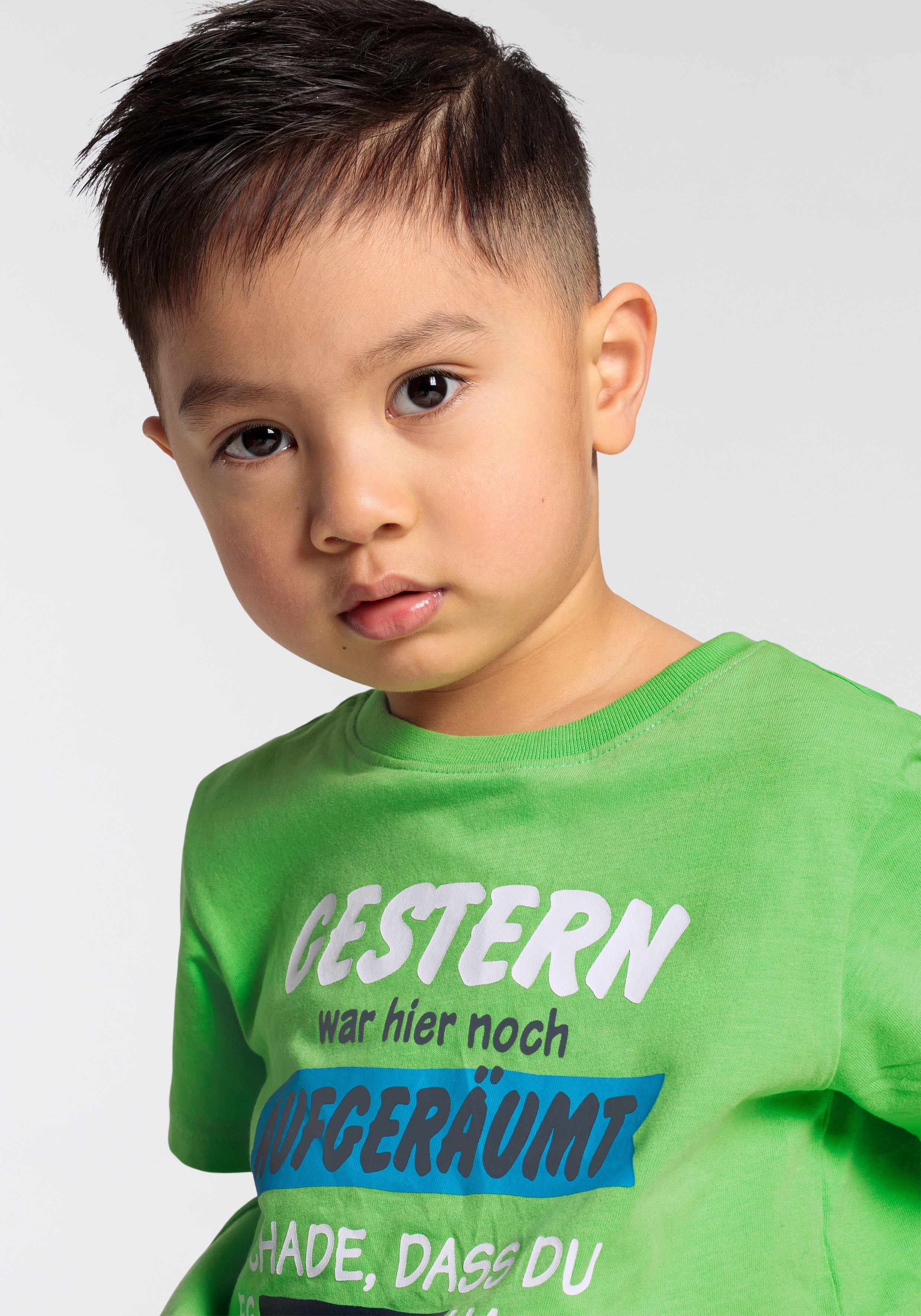 KIDSWORLD T-shirt GISTEREN WAS HET HIER NOG OPGERUIMD...