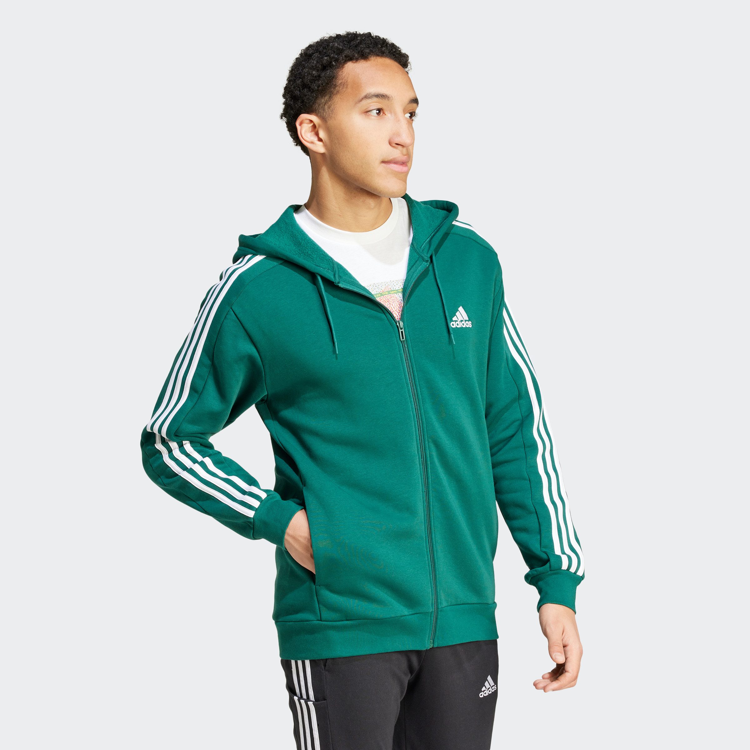 adidas Sportswear Capuchonsweatvest ESSENTIALS 3-STRIPES CAPUCHONJACK comfortabel materiaal van katoenmix (1-delig)