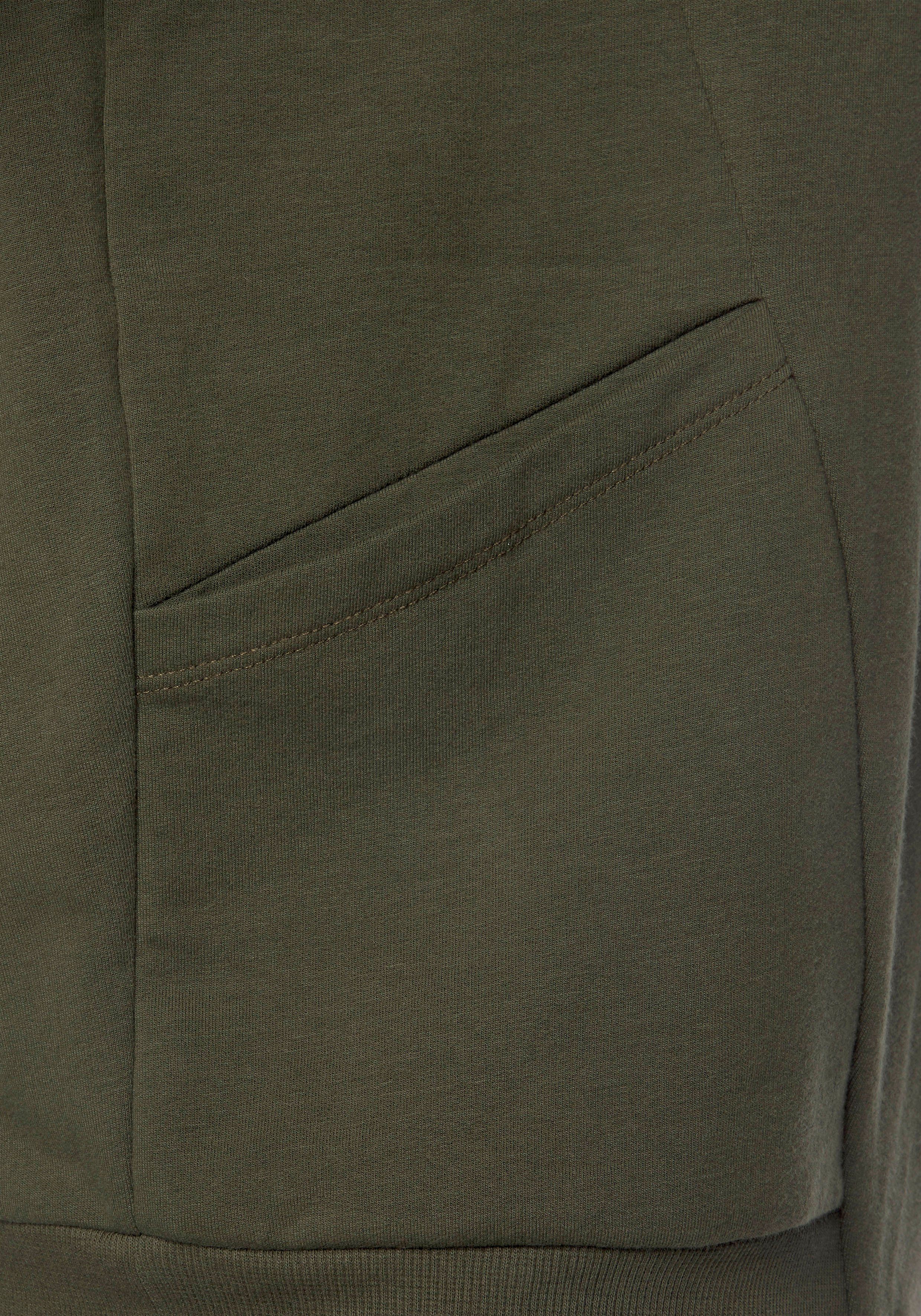 Bench. Loungewear Capuchonsweatvest met sportieve deelnaad, loungepak