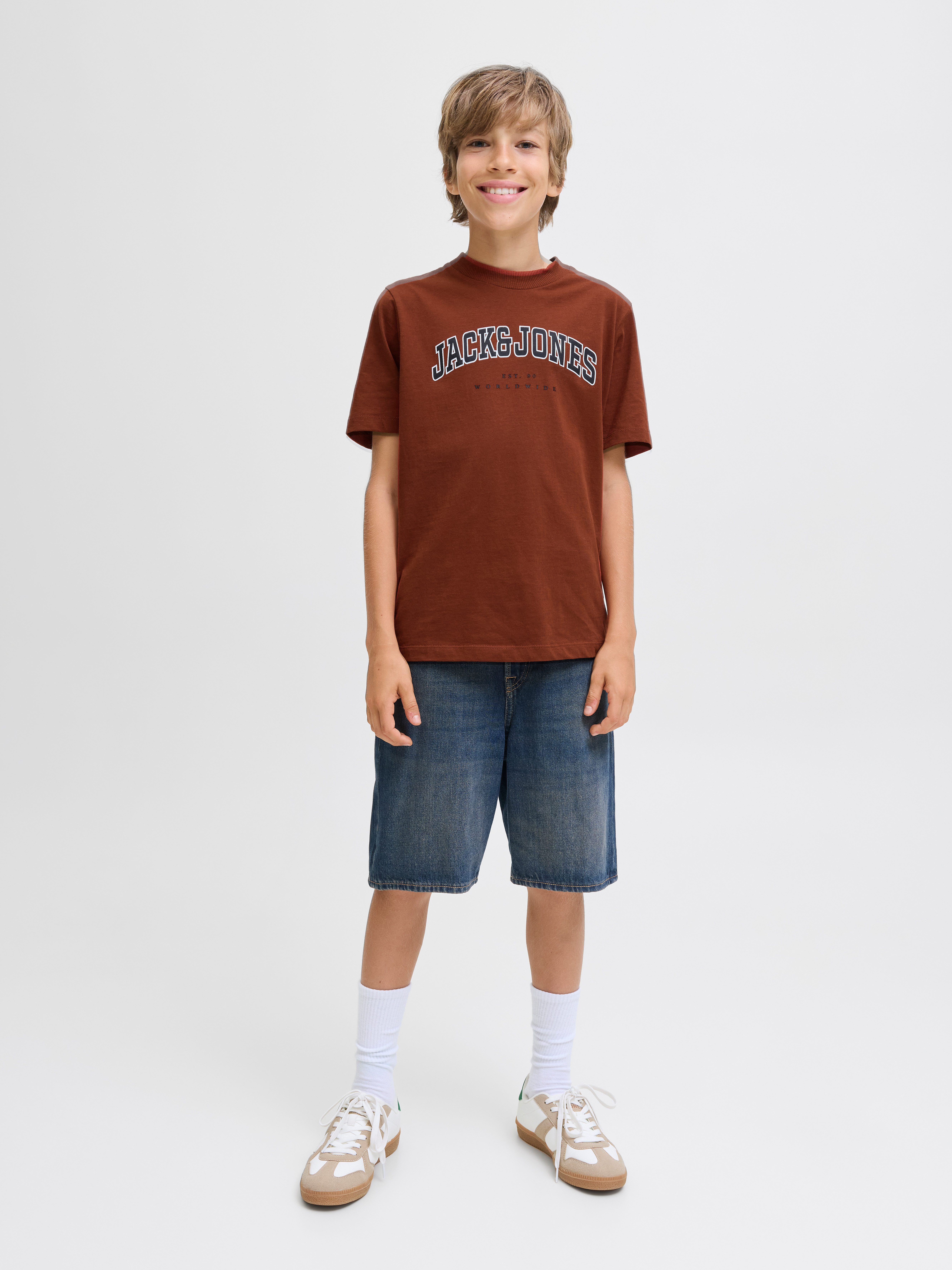 Jack & Jones Junior Shirt met ronde hals JJECALEB VARSITY TEE SS O-NECK NOOS JNR