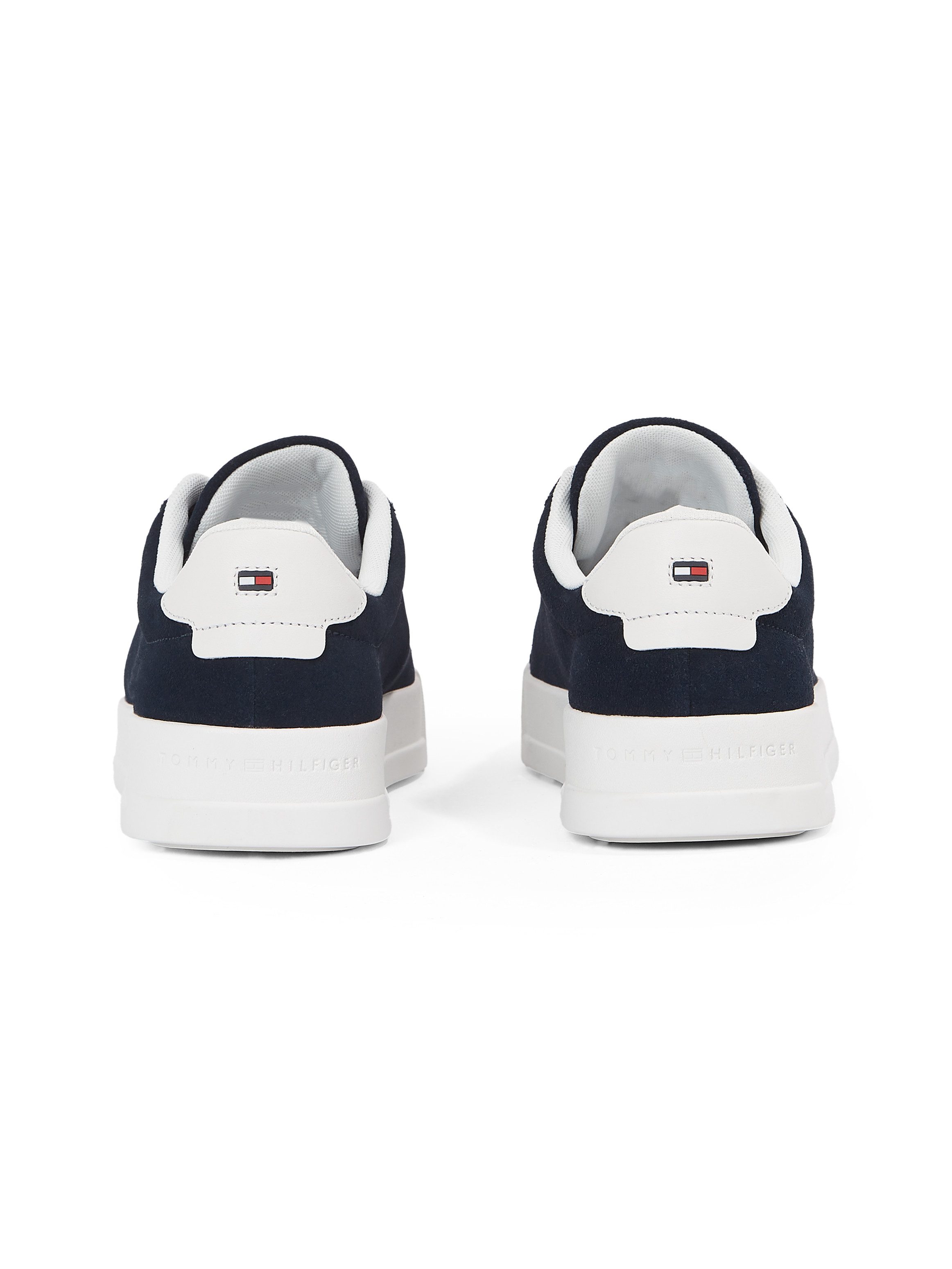 Tommy Hilfiger Plateausneakers TH COURT BETTER SUEDE vrijetijdsschoen, lage schoen, veterschoen met zijlogo