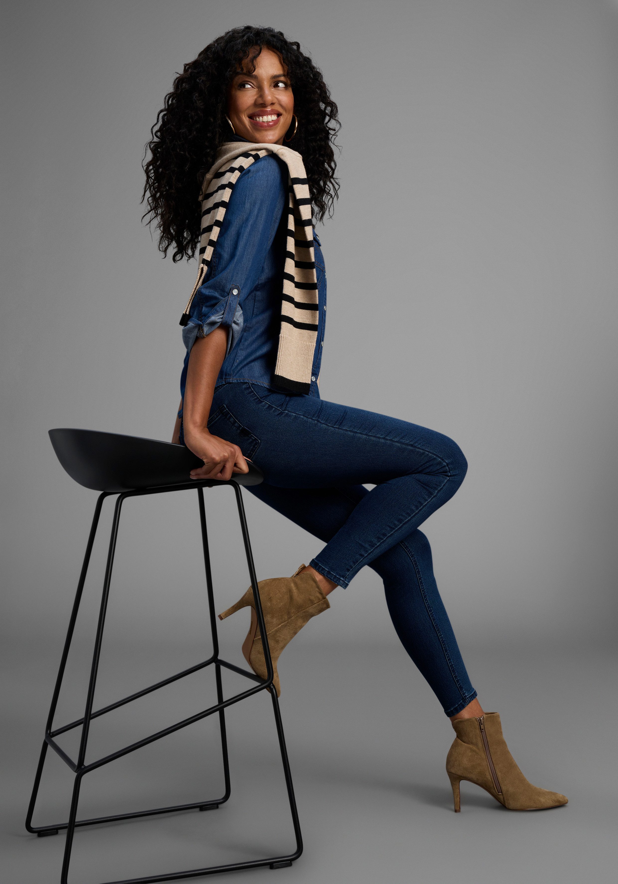 Arizona Skinny fit jeans Ultra Stretch extra-strak gesneden pasvorm, modieuze used-wassing