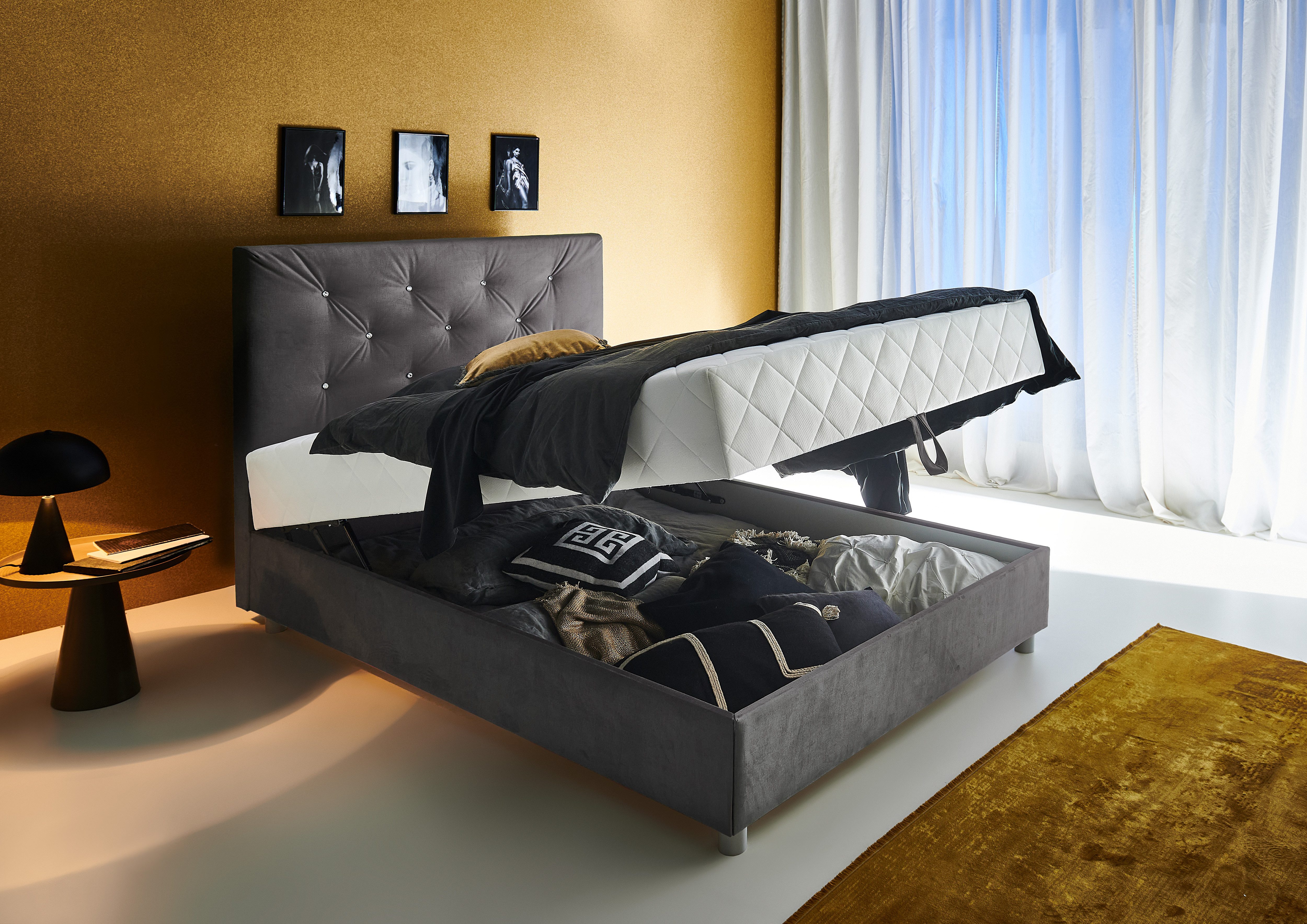 ATLANTIC home collection Boxspring CELIA in hoogwaardige fluweellook met pocketveringsmatras, bedkist en strassteentjes