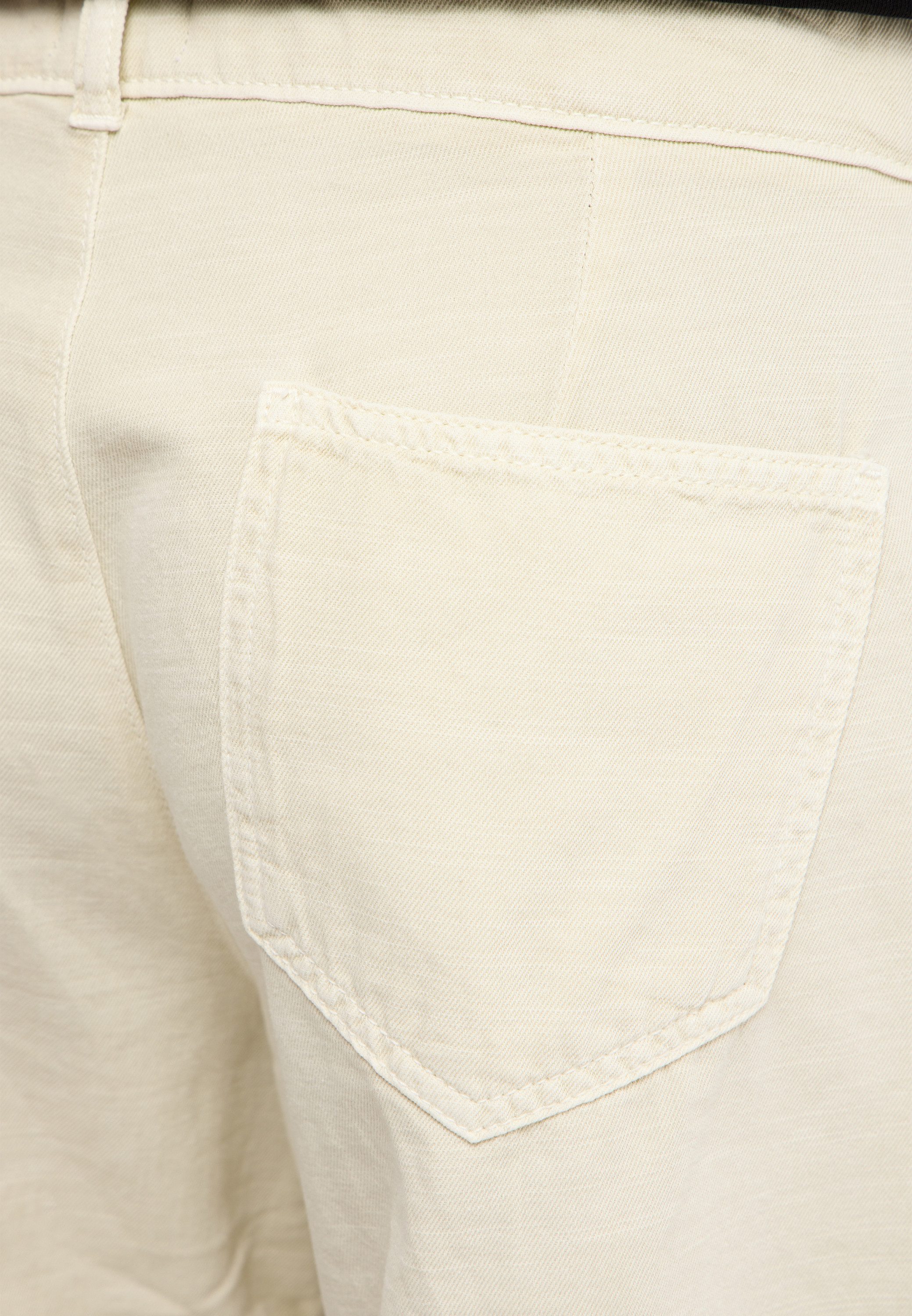 MUSTANG Short Dames Style Arcadia