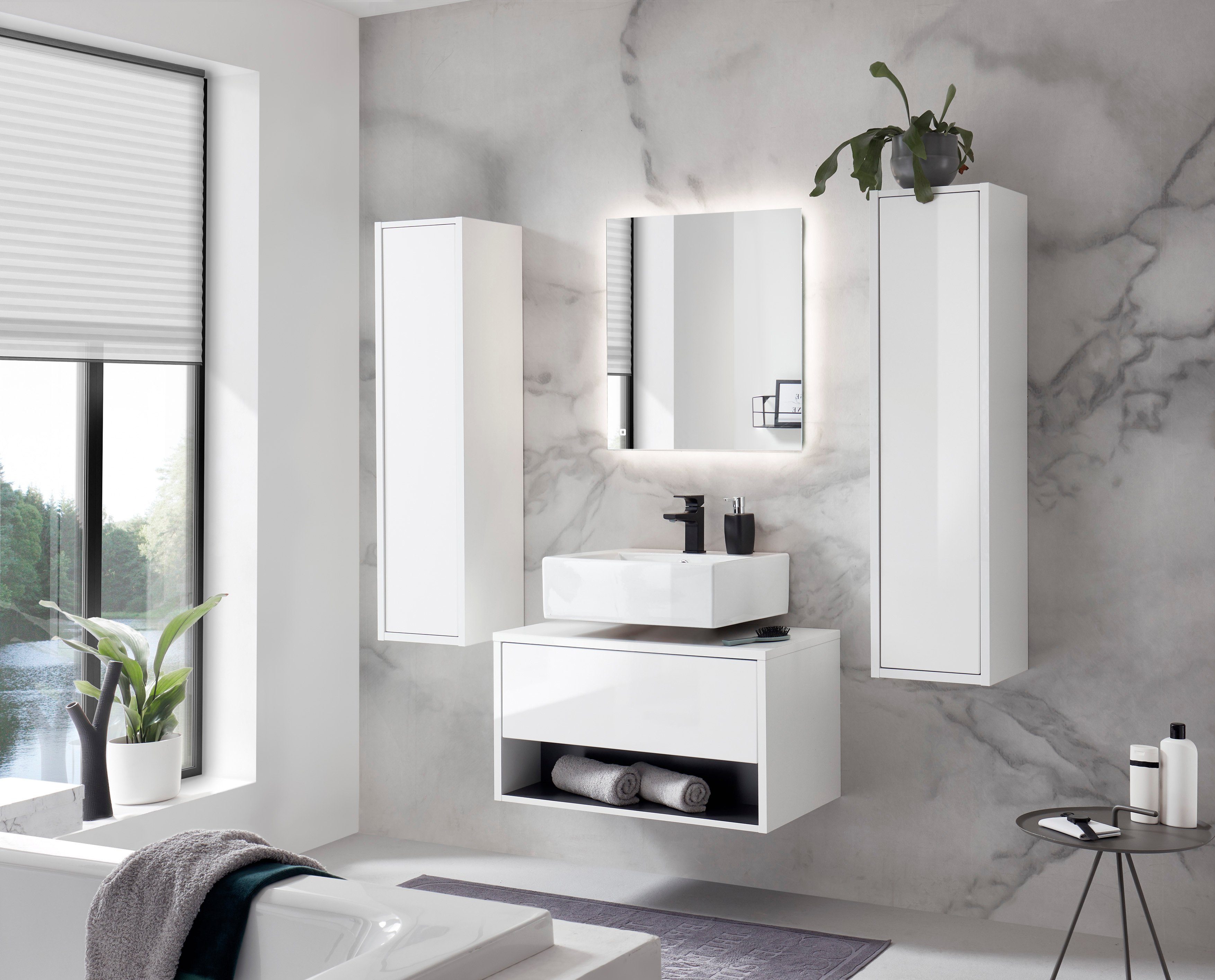 Places of Style Badkamerserie Studio Line, bad in modern ontwerp, 4-delig badkamer Kast, onderkast en spiegel, in twee kleuren beschikbaar, opbergruimte (4-delig)