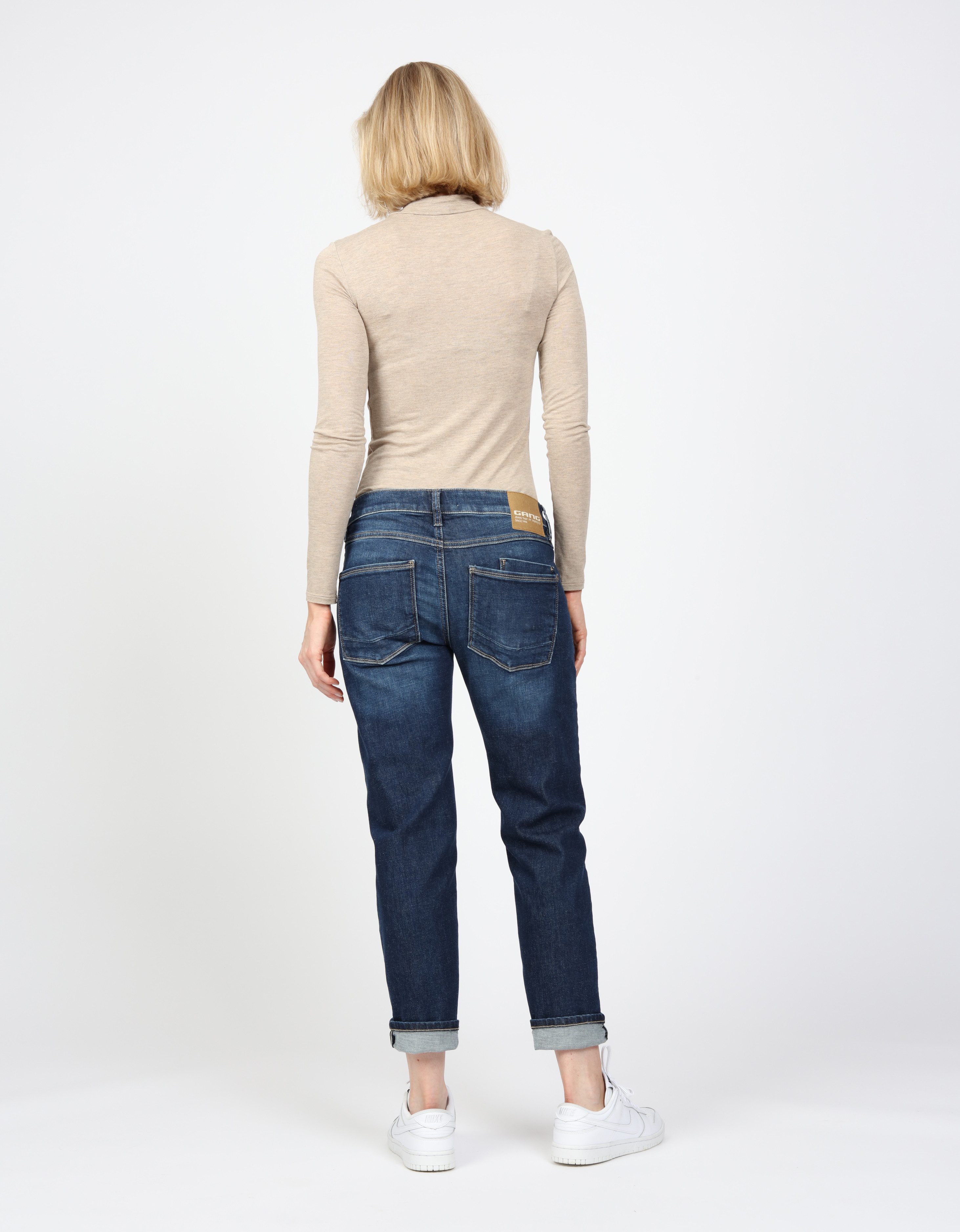 GANG Boyfriendjeans 94NADIA 5-pocketsstijl met ritssluiting en knoop