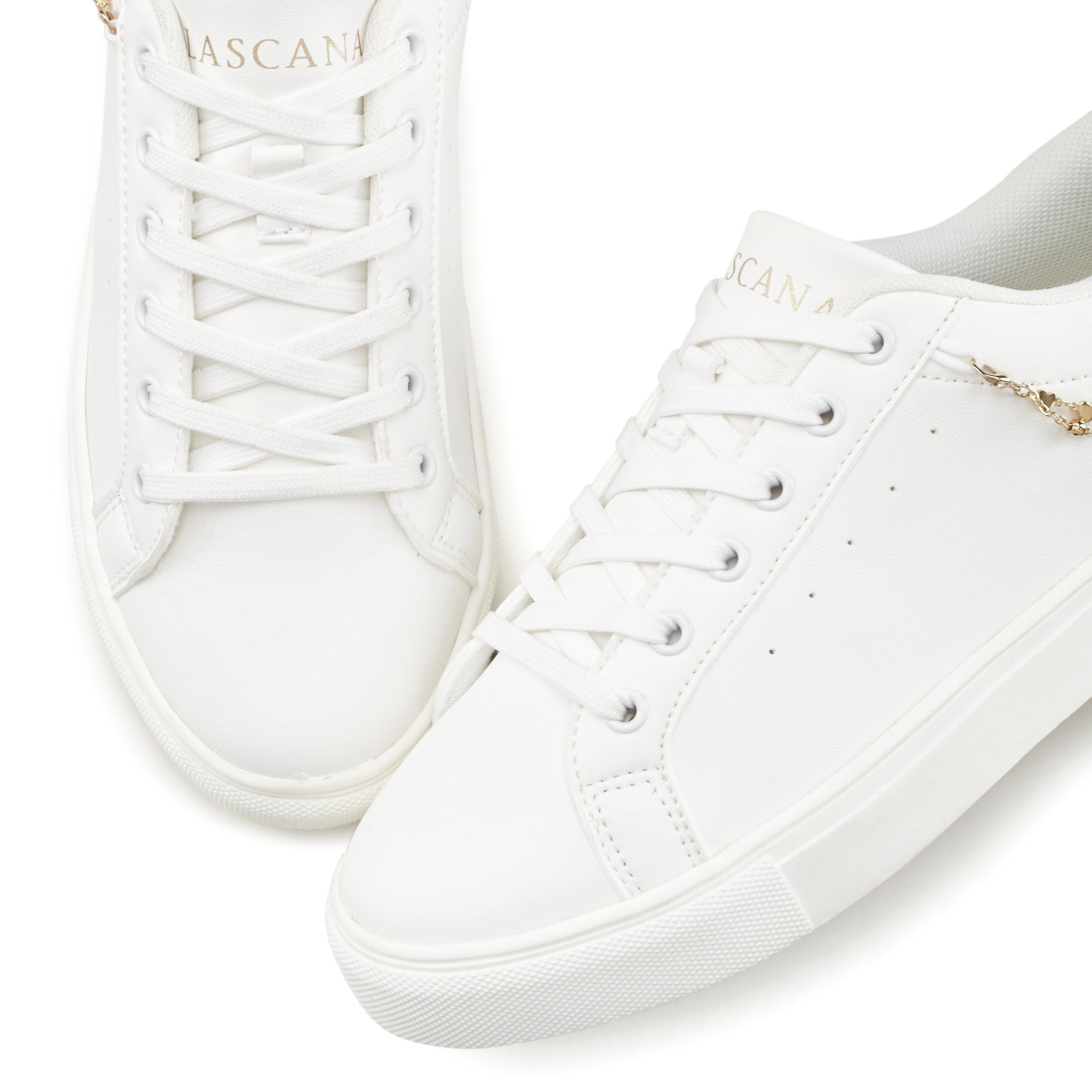 Lascana Sneakers modieus ketting-element, veterschoenen, vrijetijdsschoenen vegan