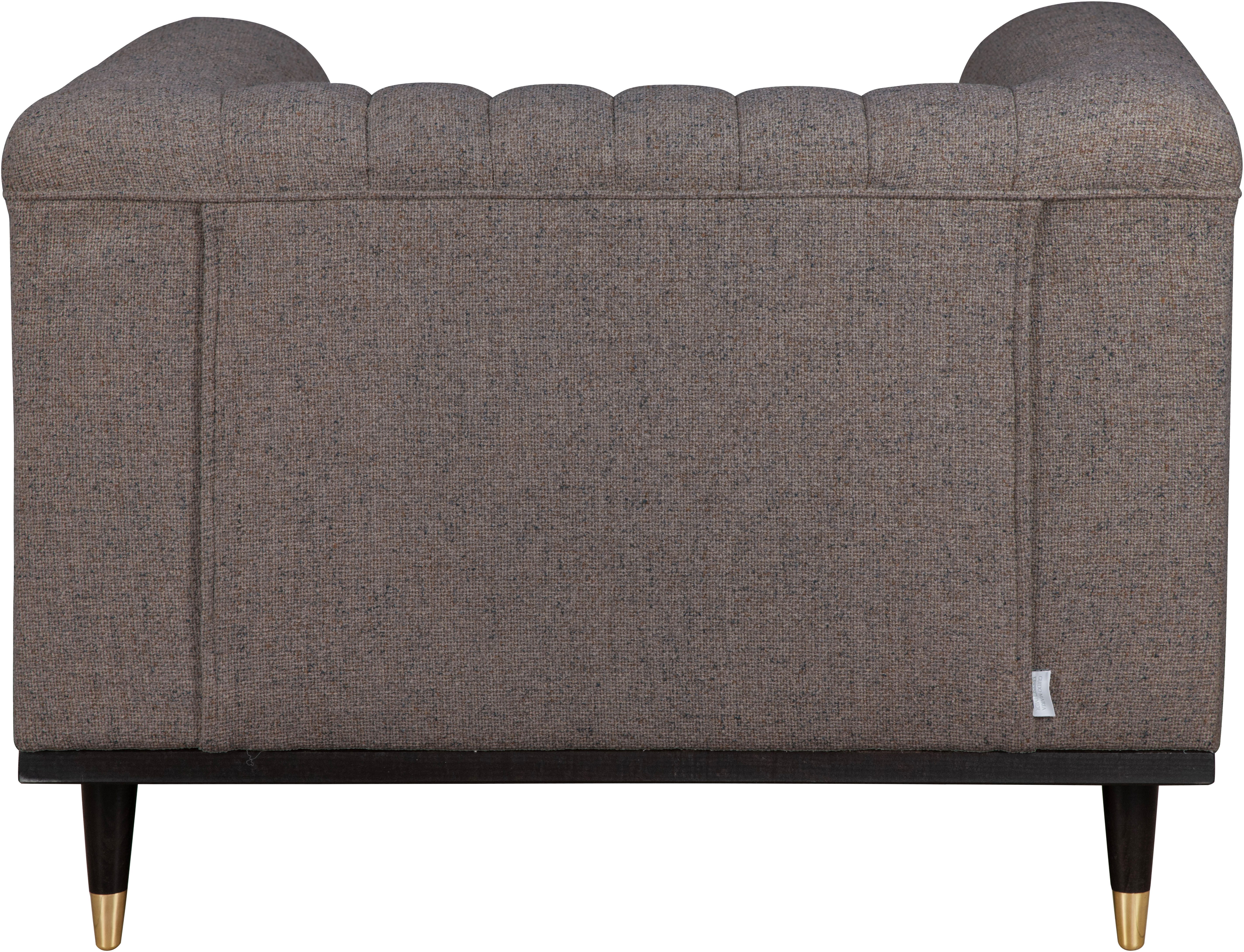 Guido Maria Kretschmer Home&Living Fauteuil Chamby met houten rand onder en stiksels bij de leuning