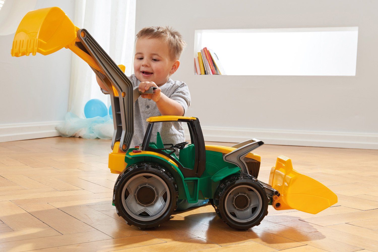 Lena® Speelgoed-tractor Giga Trucks met graafarm en voorlader, made in europe