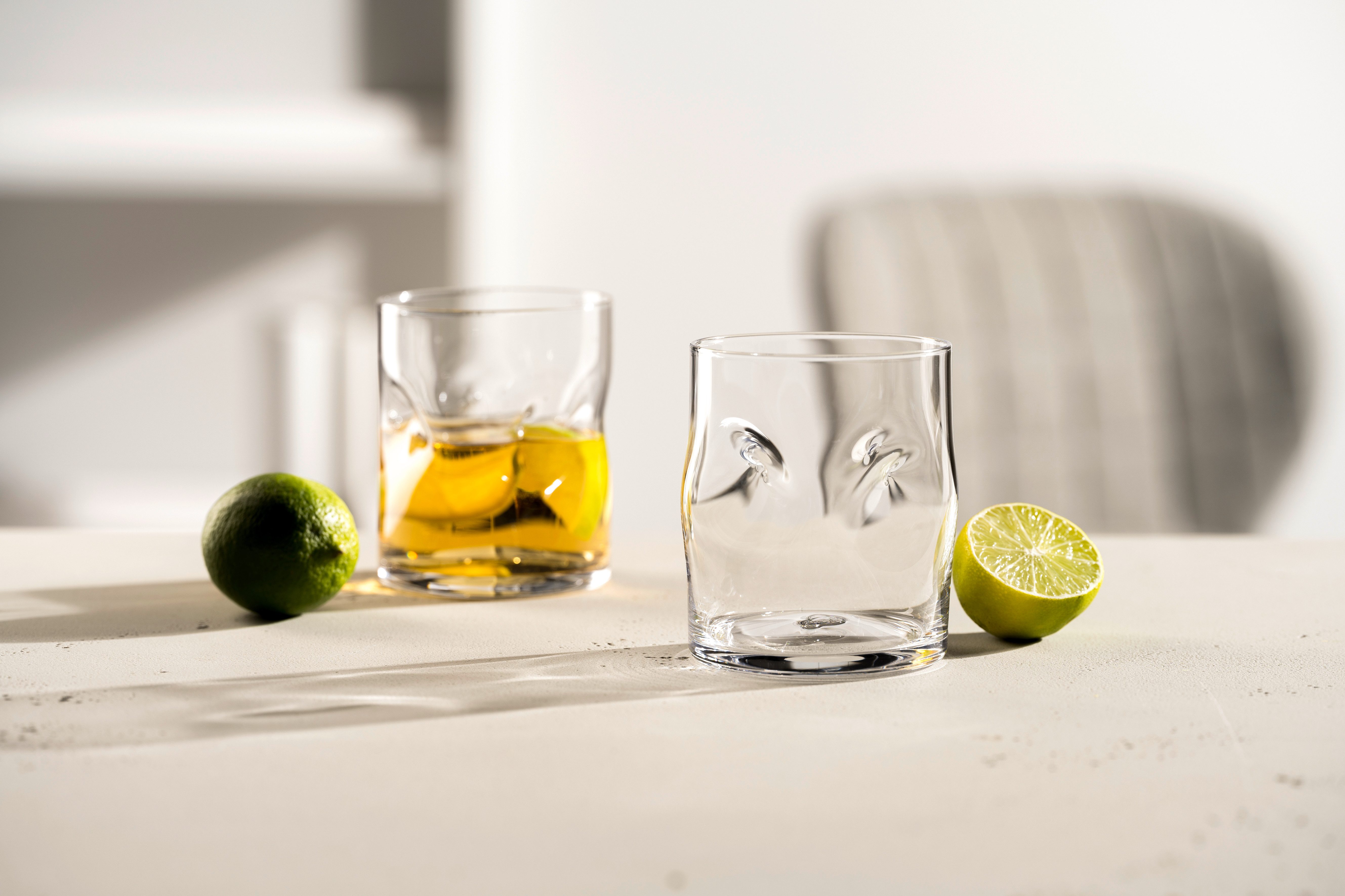 LEONARDO Glazenset Drinkglas VESUVIO, 300 ml, 4-stuks set conische vorm, opvallend design - met inkepingen (set, 4-delig)