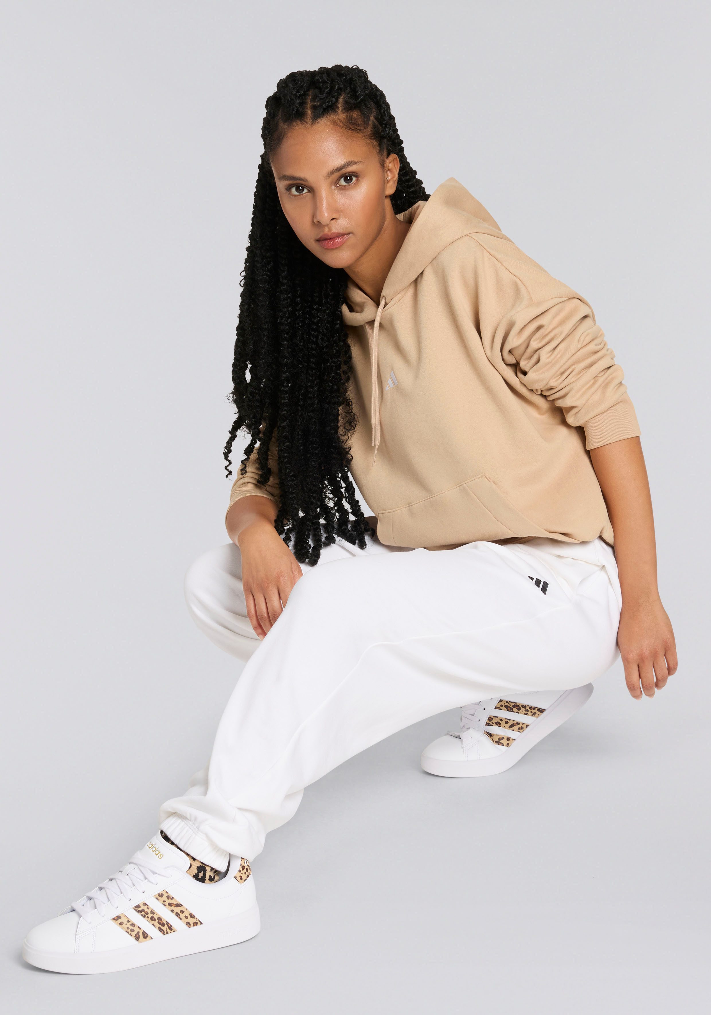 adidas Sportswear Sportbroek W SL FT CF PT Joggingbroek van zacht French Terry materiaal (1-delig)