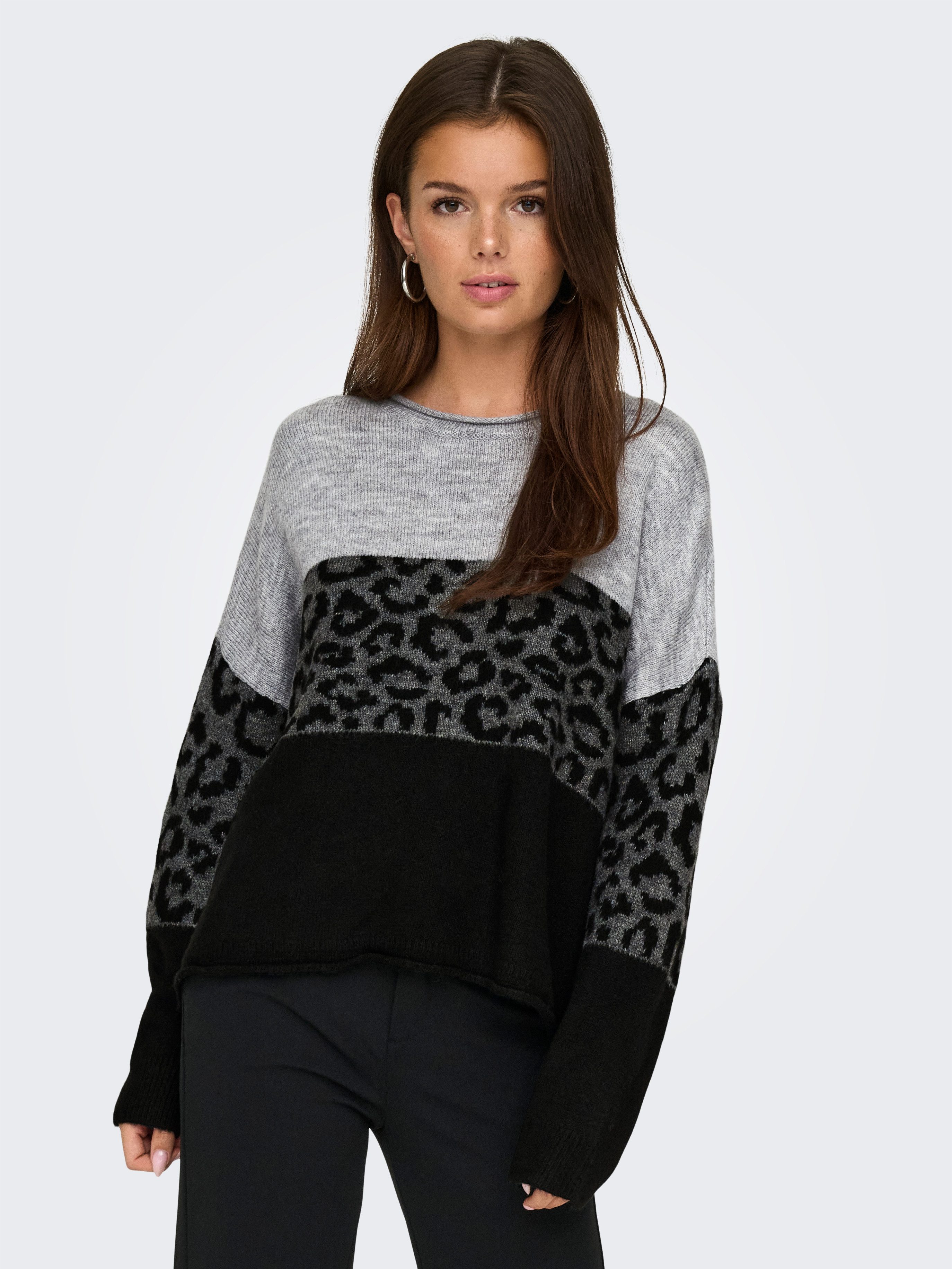 Only Trui met ronde hals ONLJADE ANIMAL LS O-NECK NOOS KNT