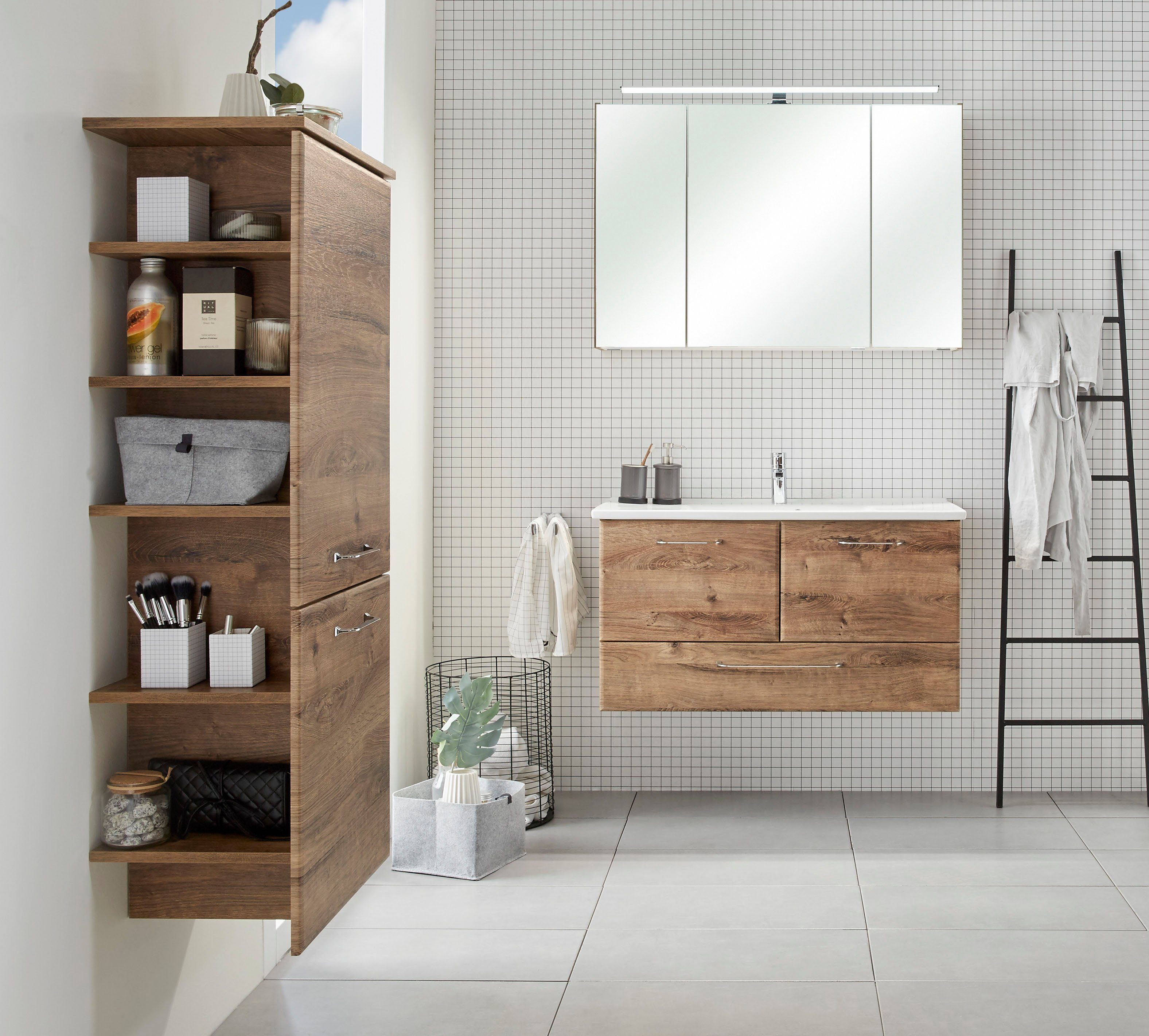 Saphir Halfhoge kast Quickset badkamermeubel 50 cm breed, 2 deuren, zijplanken Badkamer-halfhoge kast inclusief deurdemper, grepen in glanzend chroom