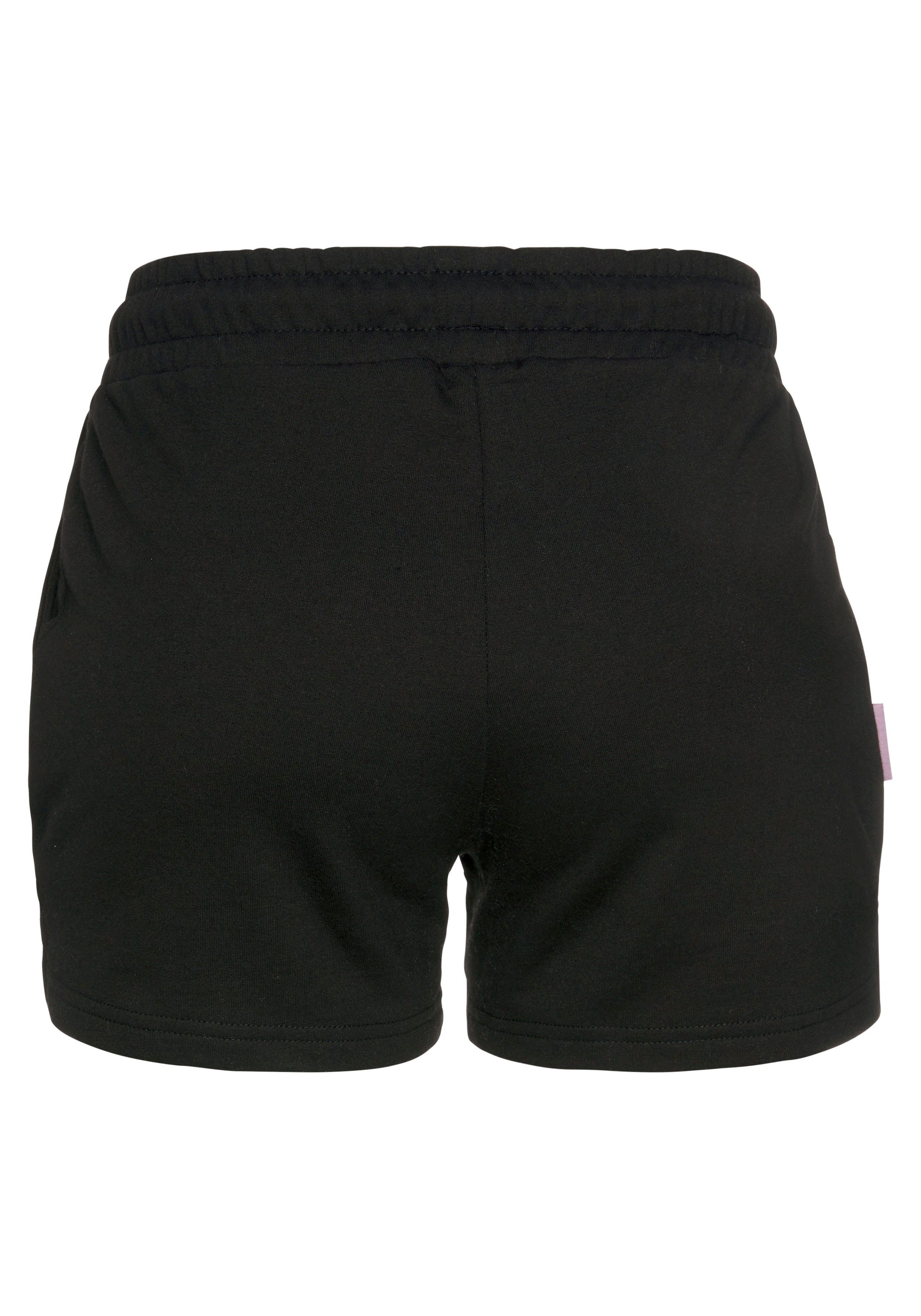 Lascana Sweatshort met logo-borduurwerk, loungepak