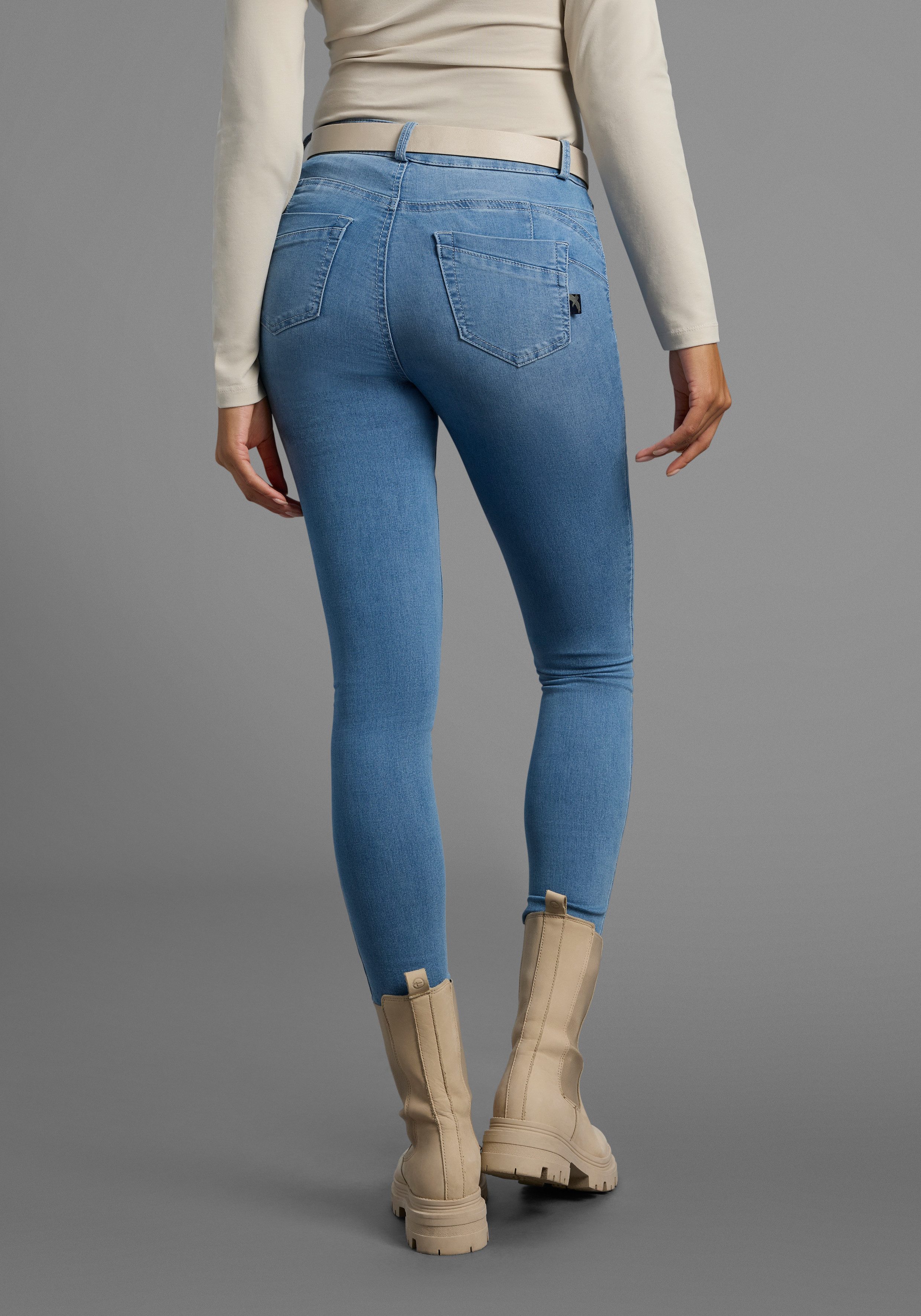 Arizona Skinny fit jeans Ultra Stretch skinny-fit, geaccentueerde taille, shaping-effect, high waist