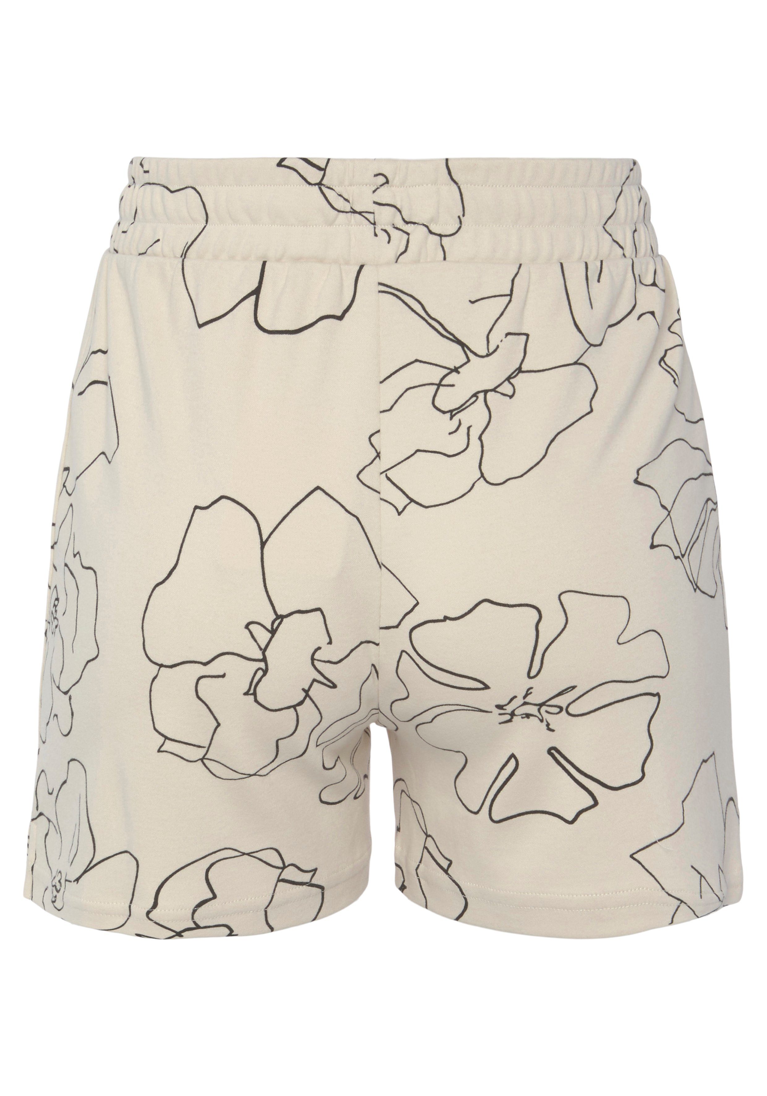 Lascana Sweatshort -lounge shorts met allover bloemetjesprint, loungewear