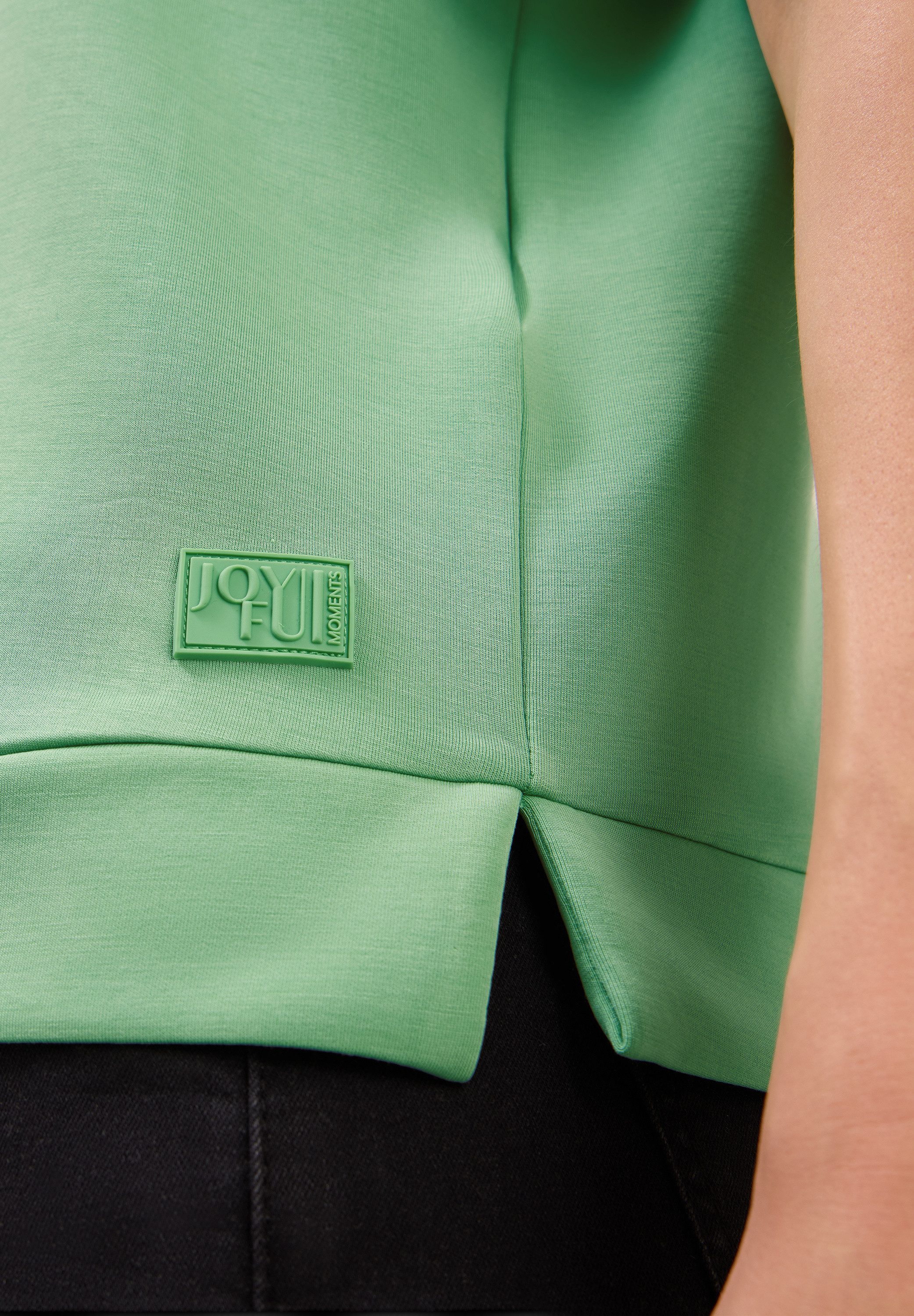 Cecil Sweatshirt