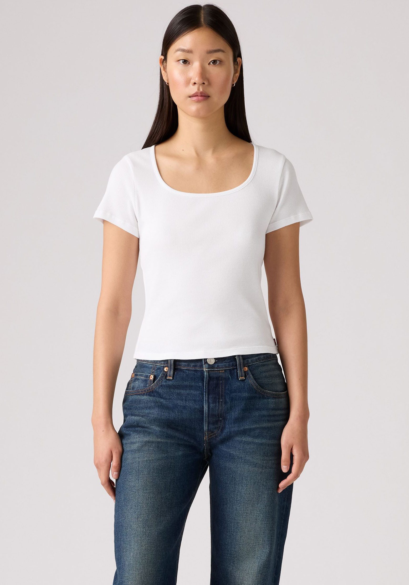 Levi's T-shirt ESSENTIAL SQRD NE dames t-shirts maat XS (34) wit