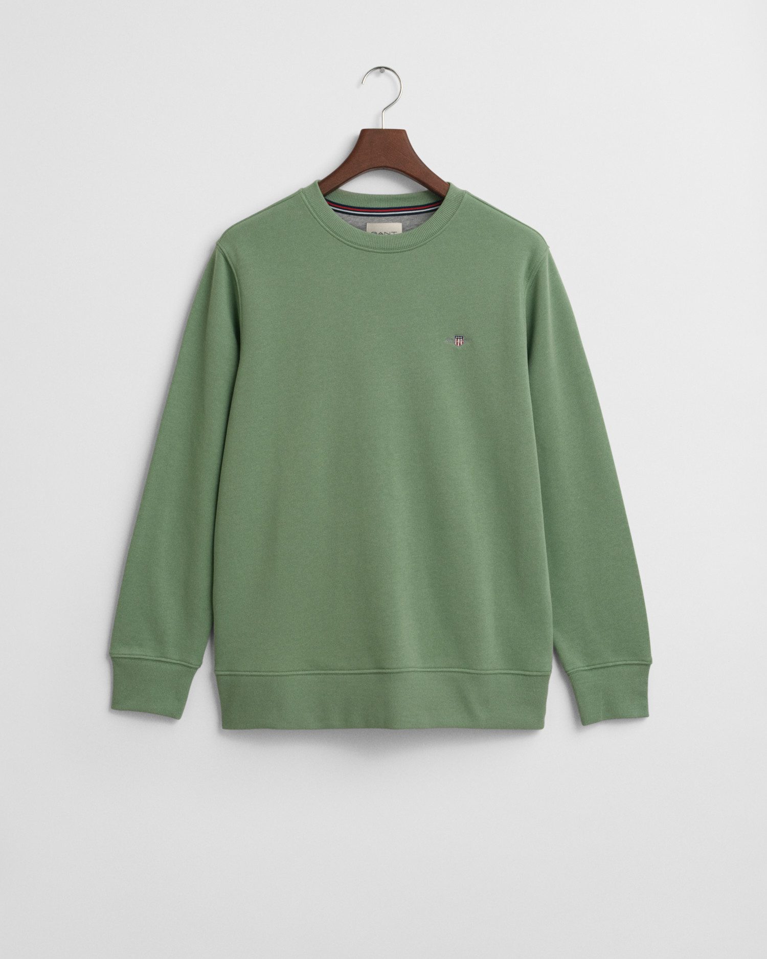 Gant Sweatshirt REG SHIELD C-NECK SWEAT met logoborduursel op borsthoogte