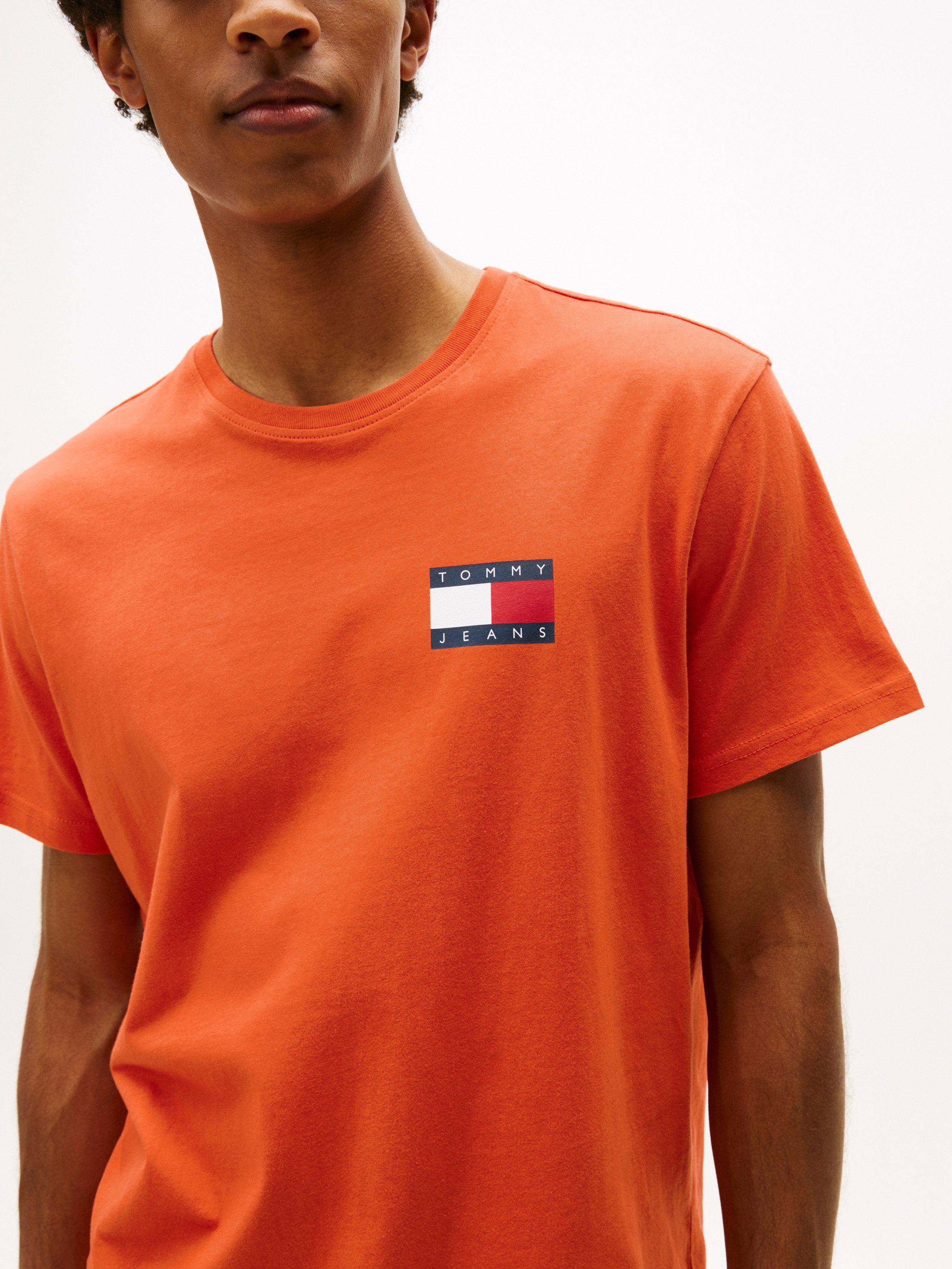 TOMMY JEANS T-shirt TJM SLIM ESSENTIAL FLAG TEE EXT