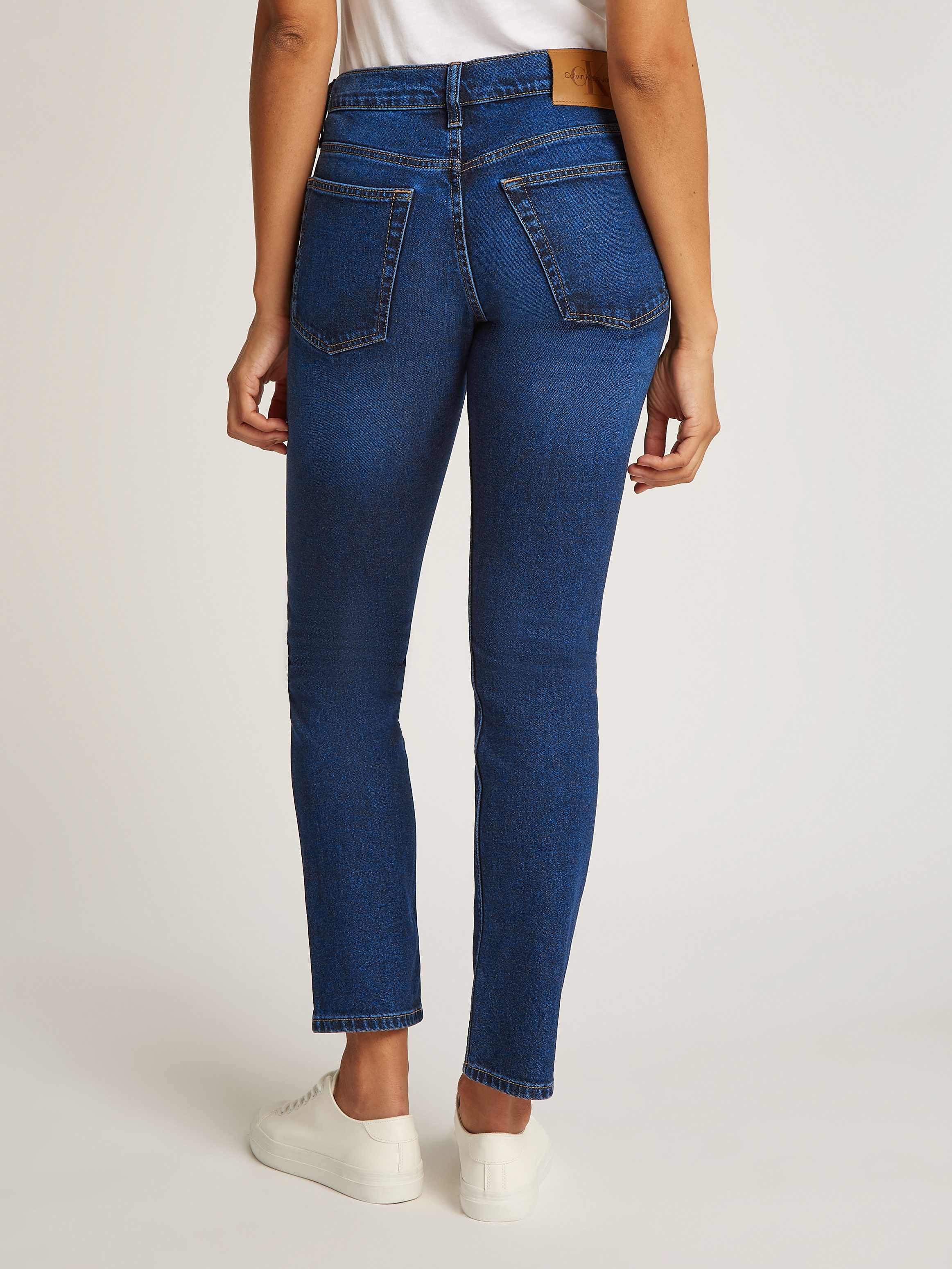 Calvin Klein Slim fit jeans SLIM Muntzakje, logo borduursel