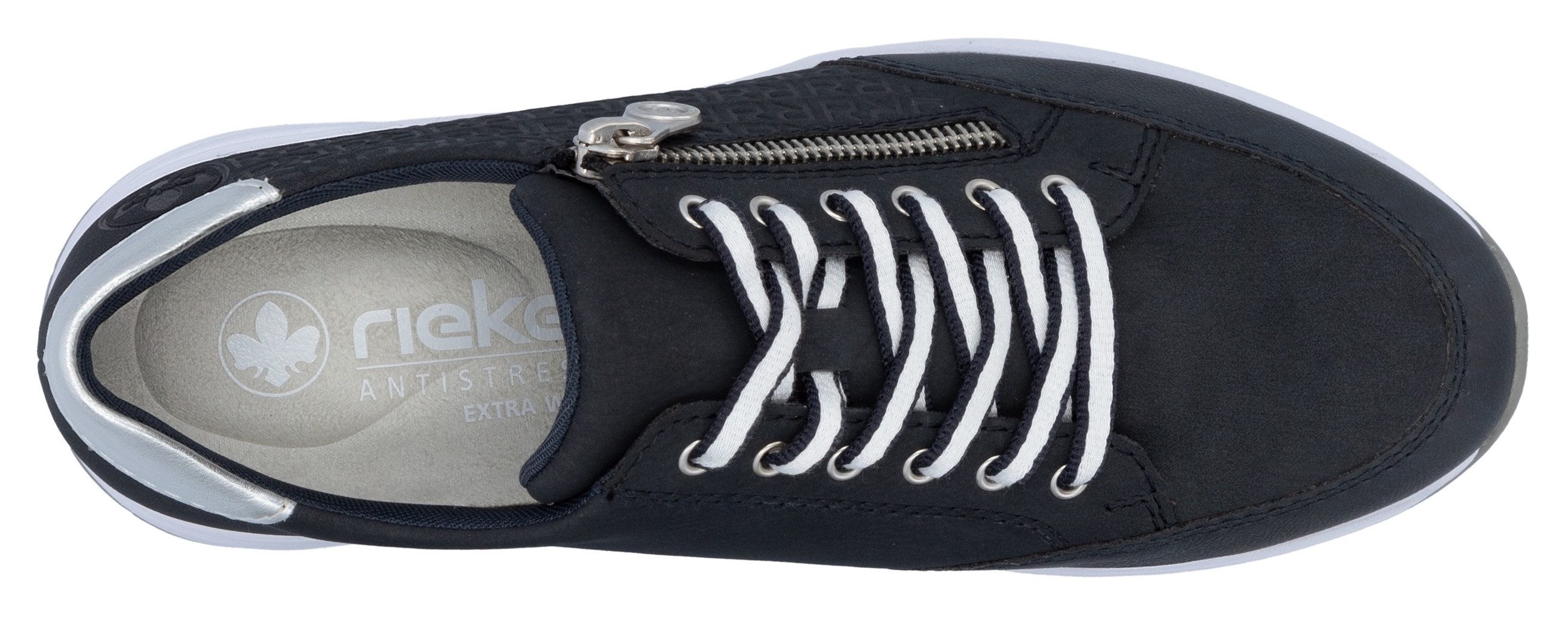 Rieker Sneakers met sleehak , lage schoen, veterschoen, vrijetijdsschoen bedrukt met letters