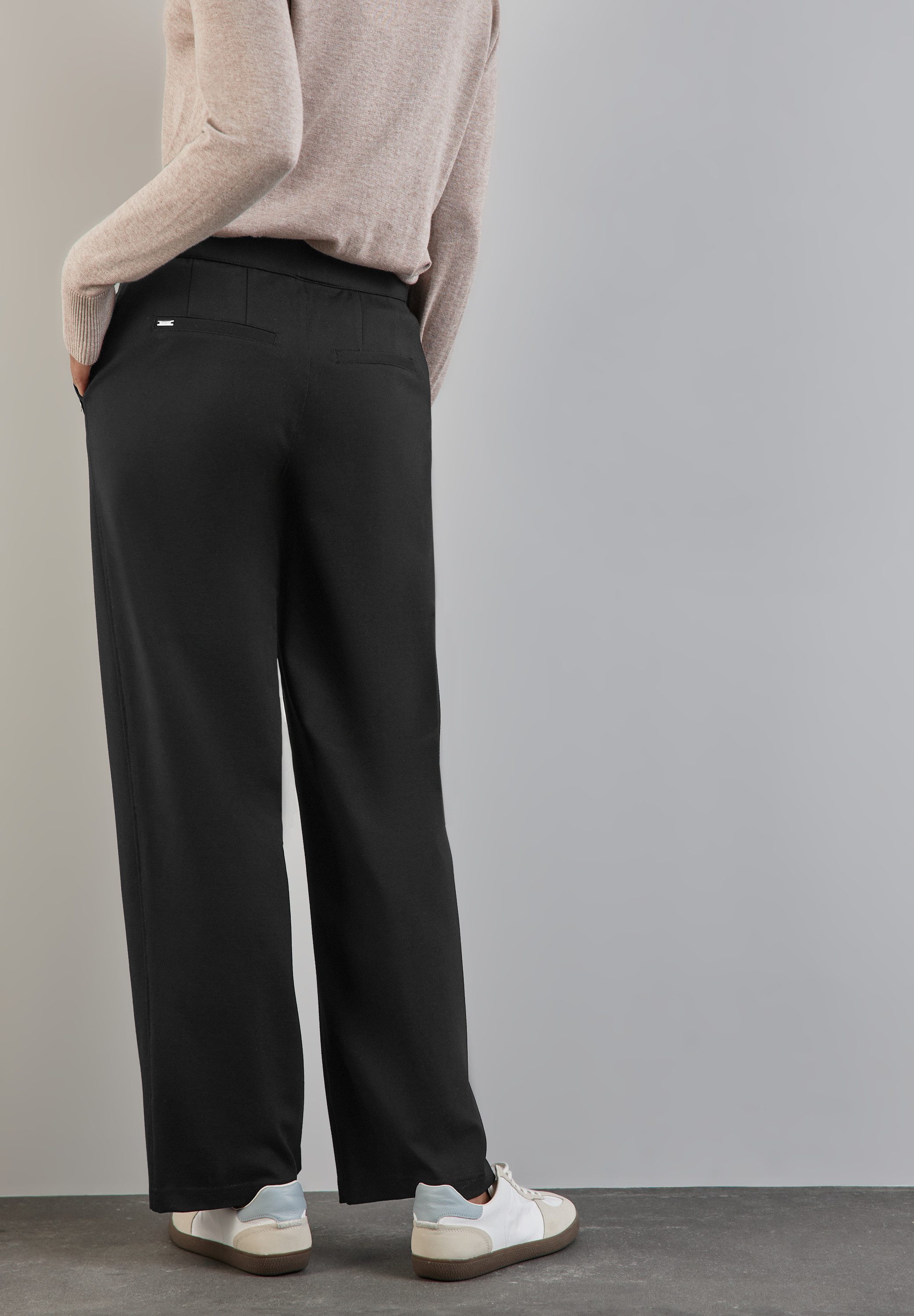 STREET ONE Stoffen broek met zakken met knoop