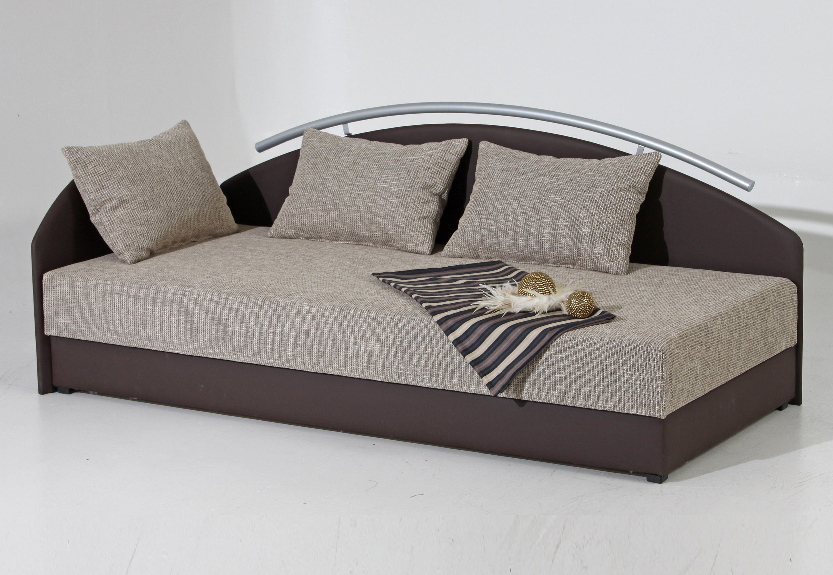 Maintal Bed