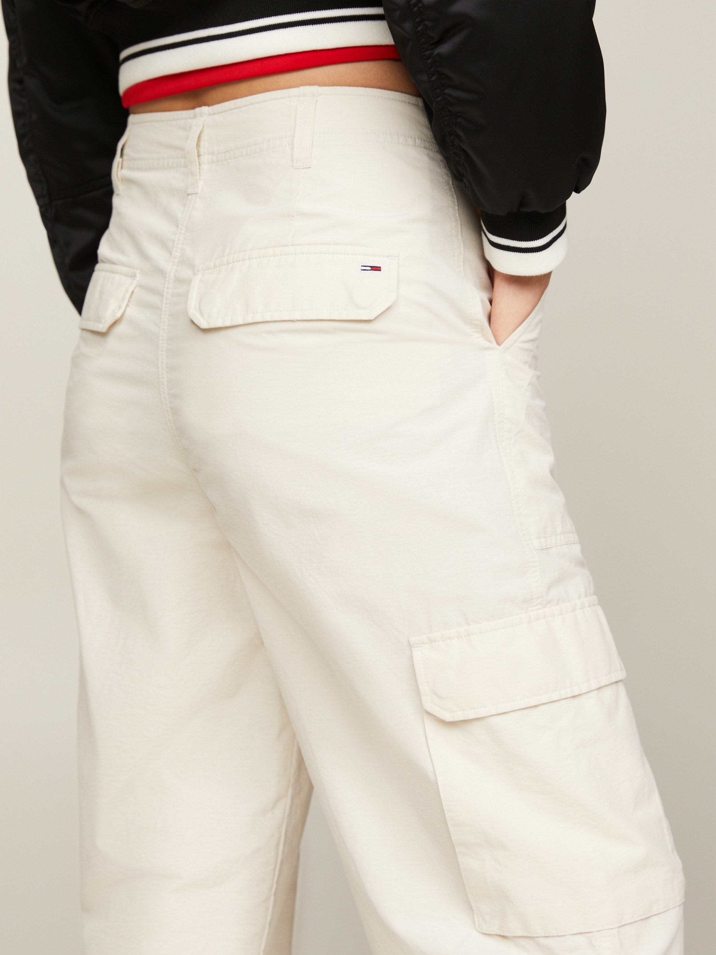TOMMY JEANS Cargobroek TJW HARPER HR CARGO PANT met grote opgestikte zakken